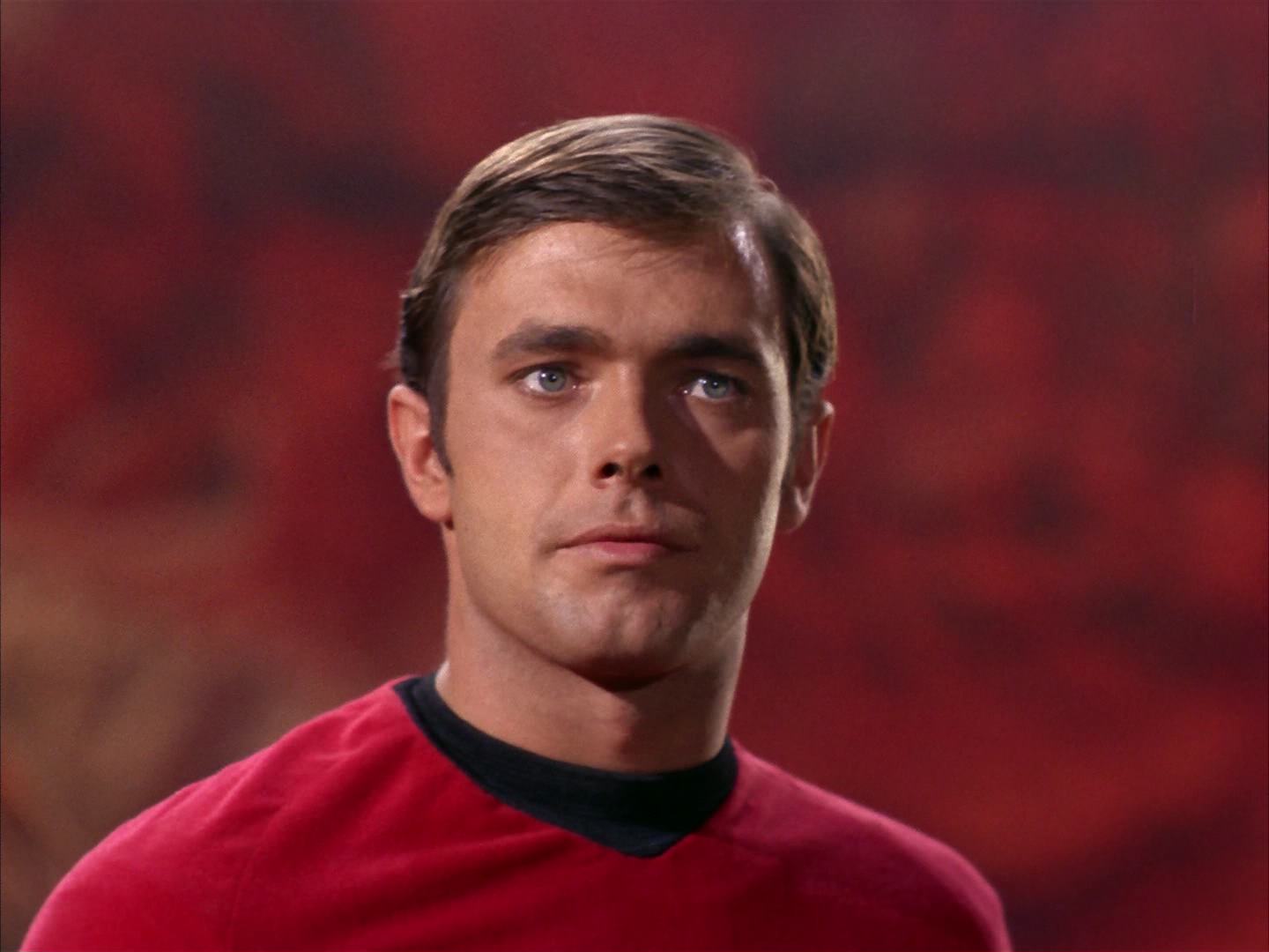 ariane179254_StarTrek_2x13_Obsession_3137.jpg