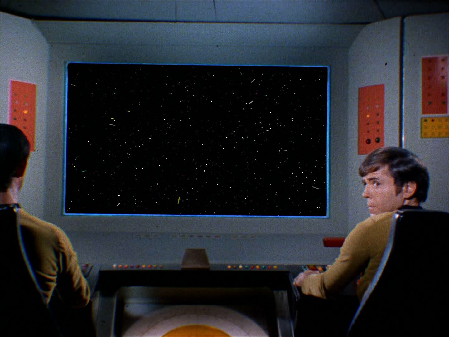 ariane179254_StarTrek_2x13_Obsession-NewEffects_1946.jpg