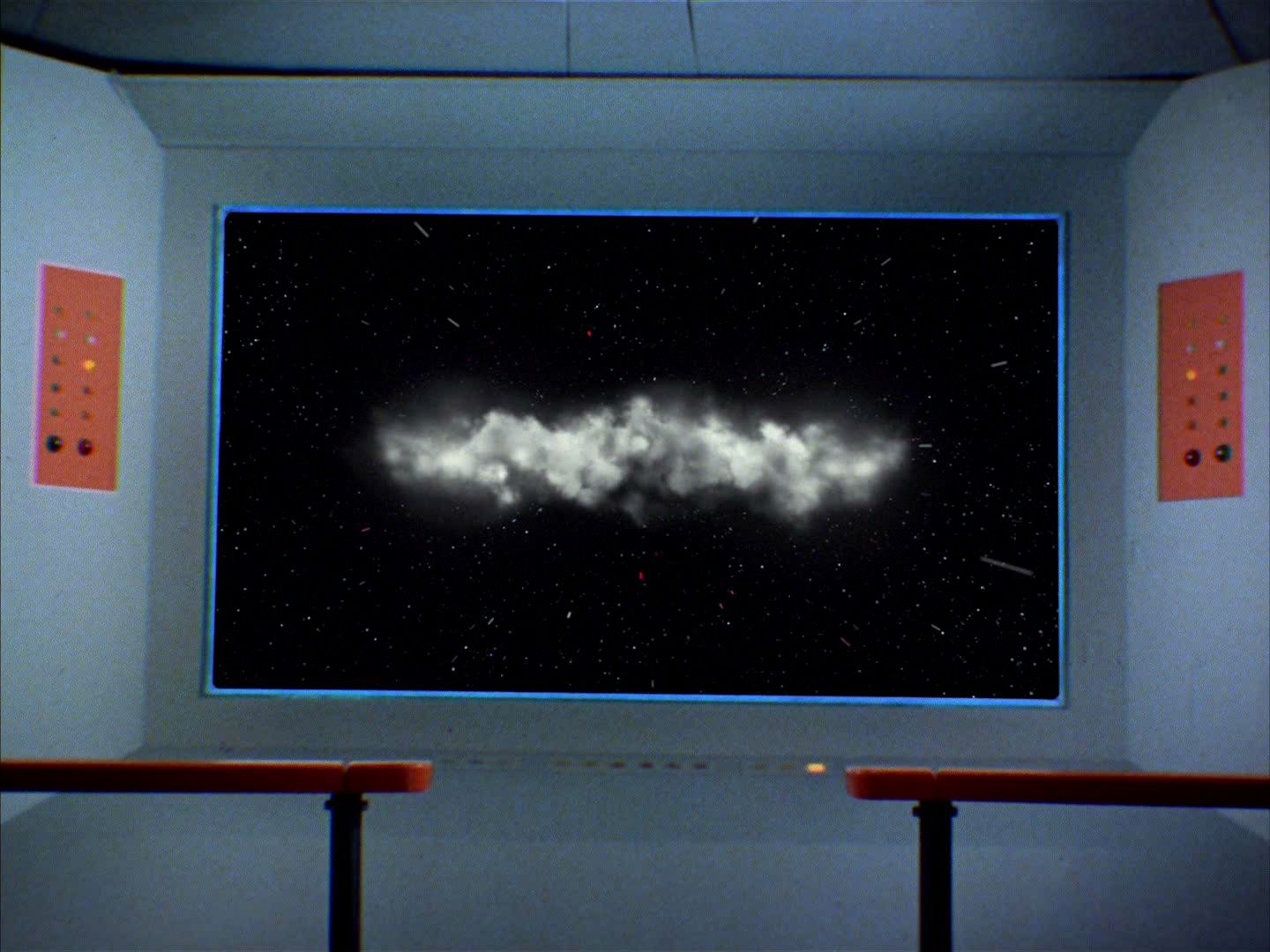 ariane179254_StarTrek_2x13_Obsession-NewEffects_2053.jpg
