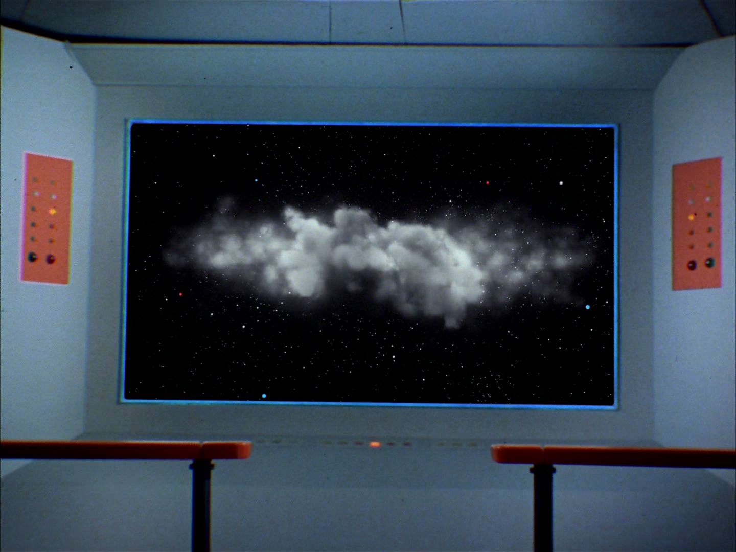 ariane179254_StarTrek_2x13_Obsession-NewEffects_2309.jpg