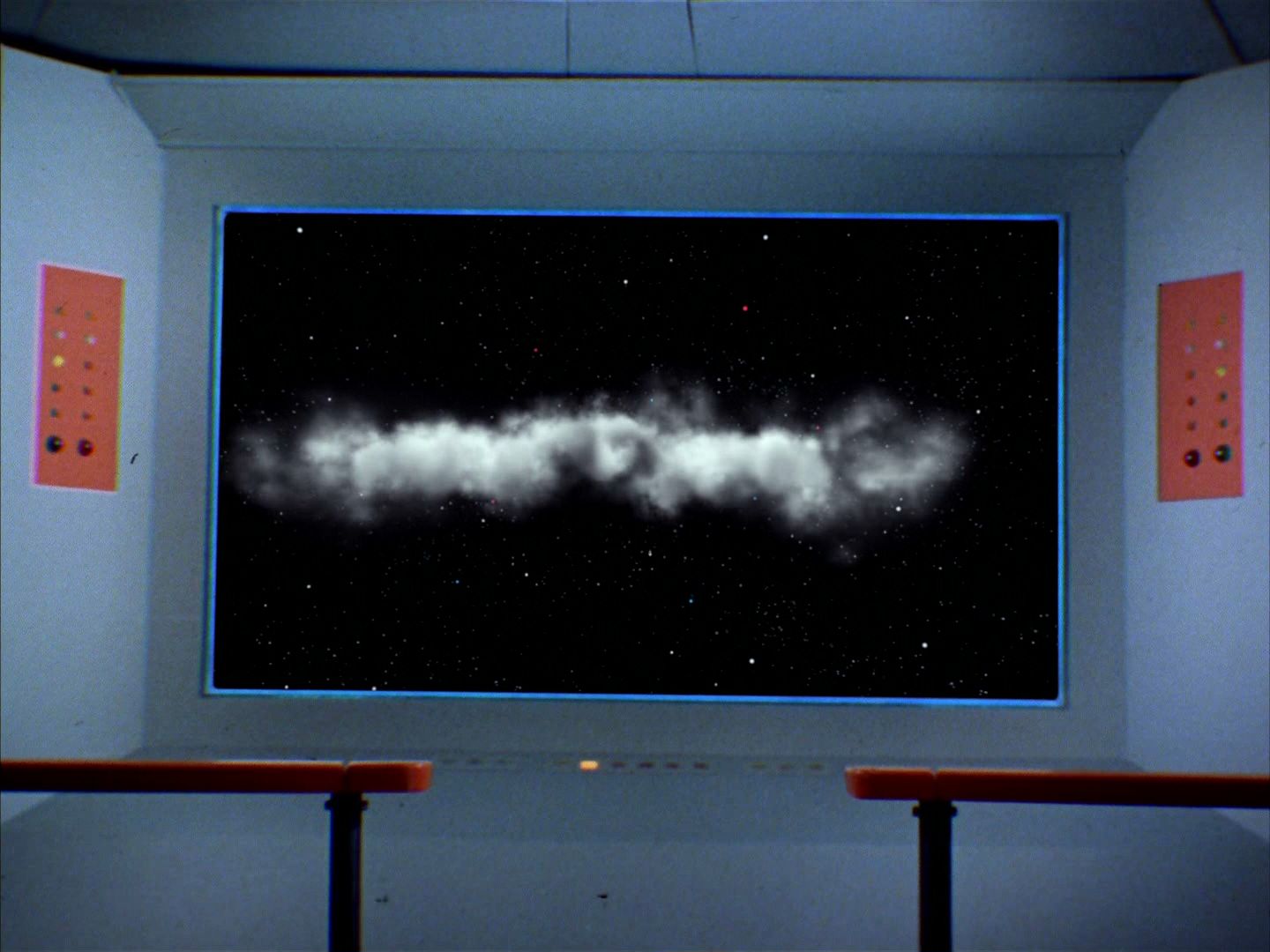 ariane179254_StarTrek_2x13_Obsession-NewEffects_2362.jpg