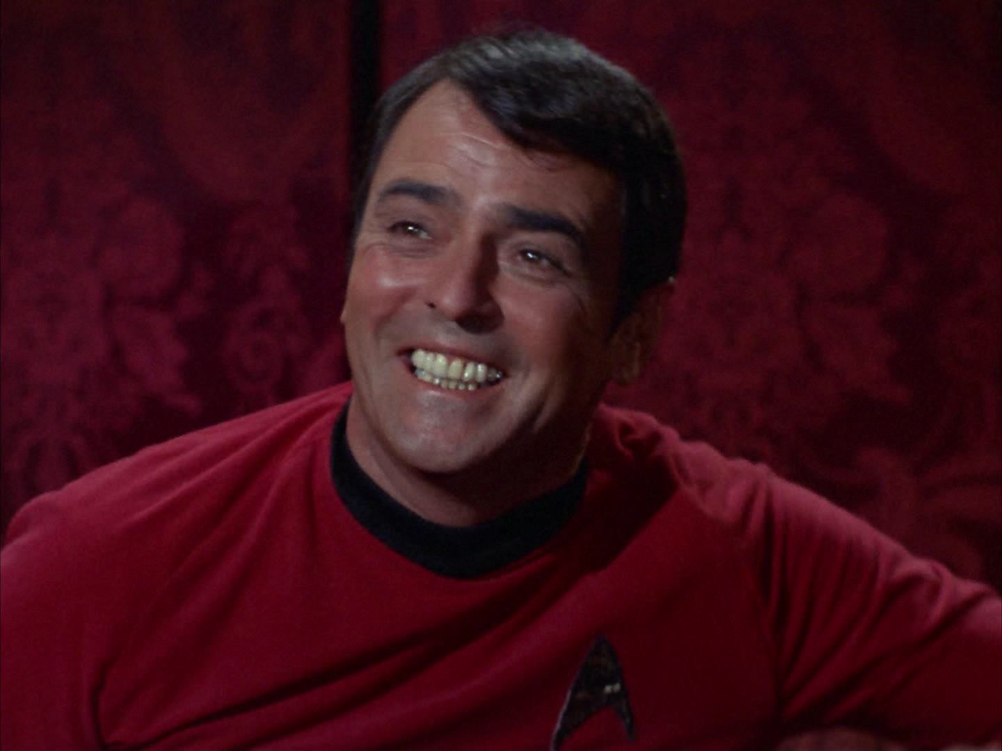 ariane179254_StarTrek_2x14_WolfInTheFold_0177.jpg