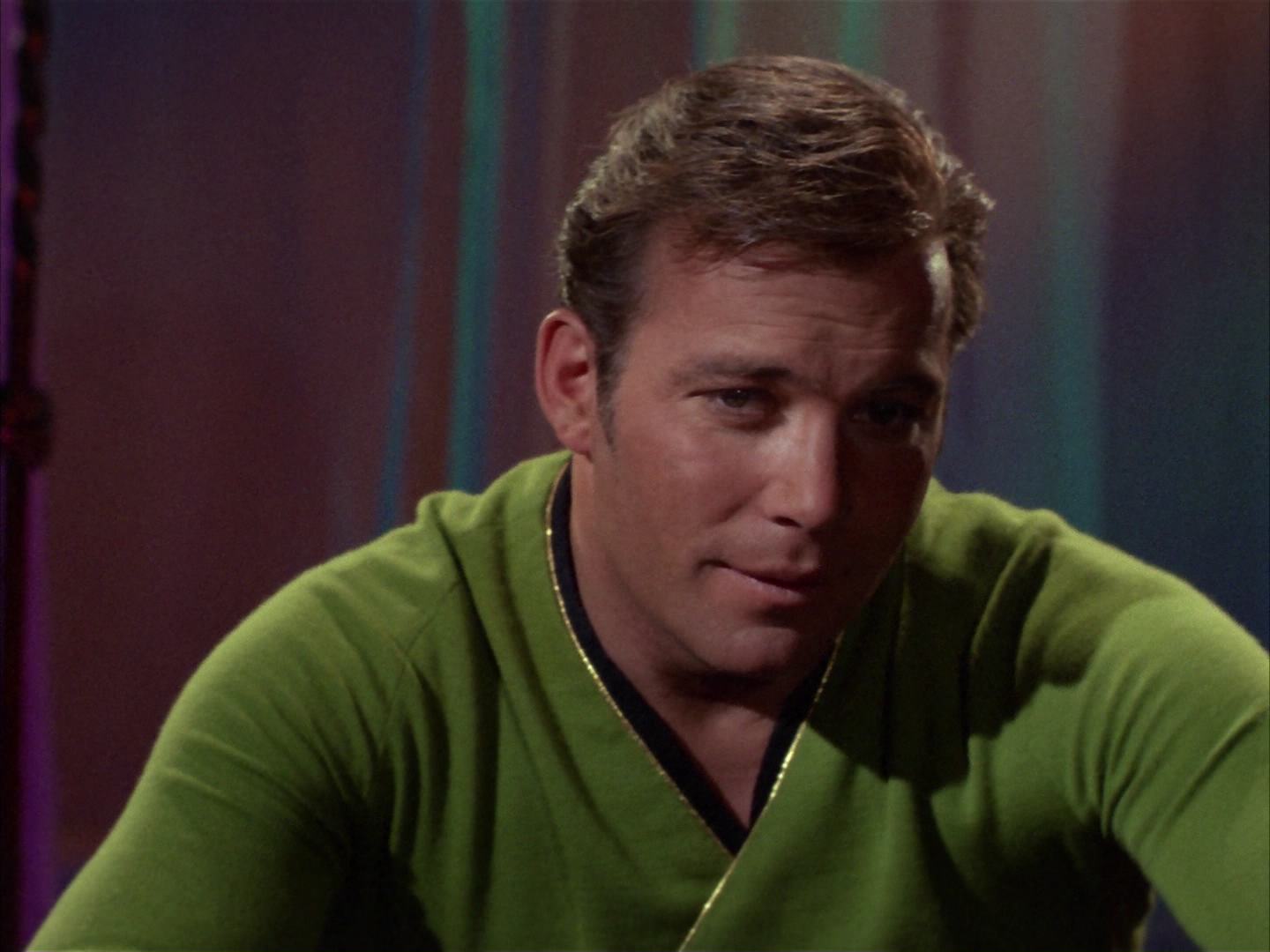 ariane179254_StarTrek_2x14_WolfInTheFold_0202.jpg