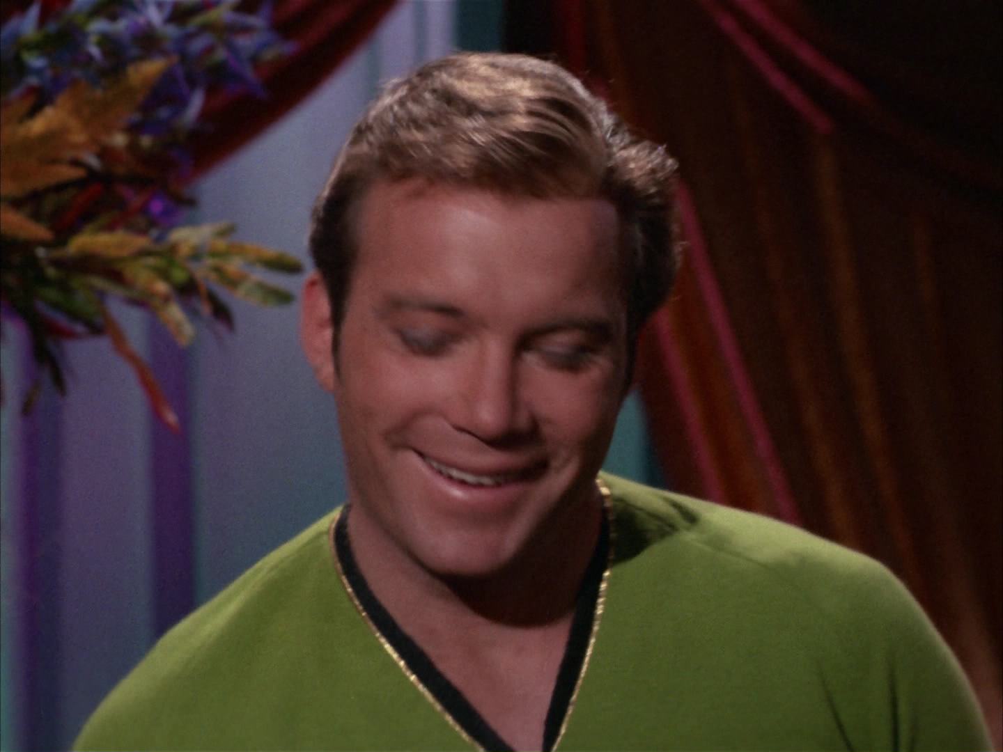 ariane179254_StarTrek_2x14_WolfInTheFold_0282.jpg
