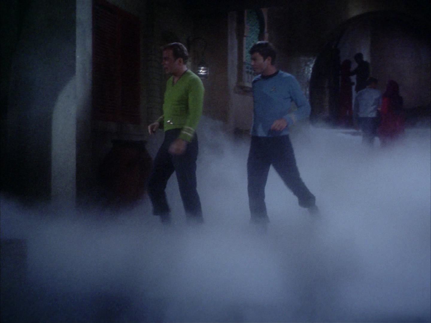 ariane179254_StarTrek_2x14_WolfInTheFold_0316.jpg