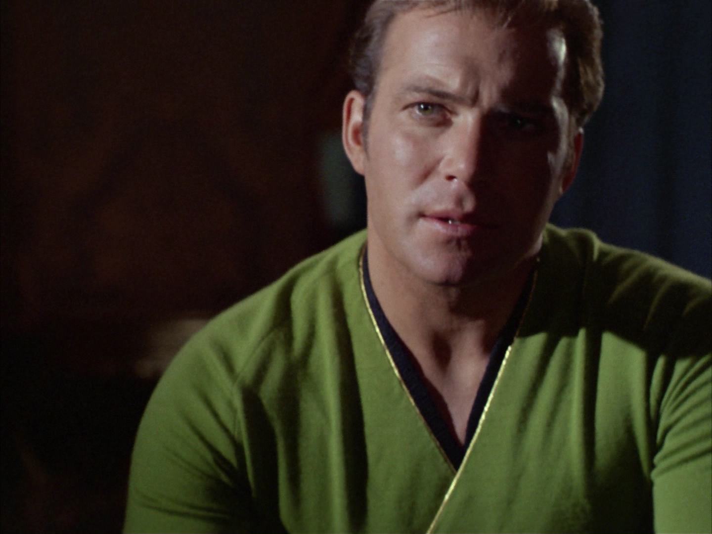 ariane179254_StarTrek_2x14_WolfInTheFold_0505.jpg