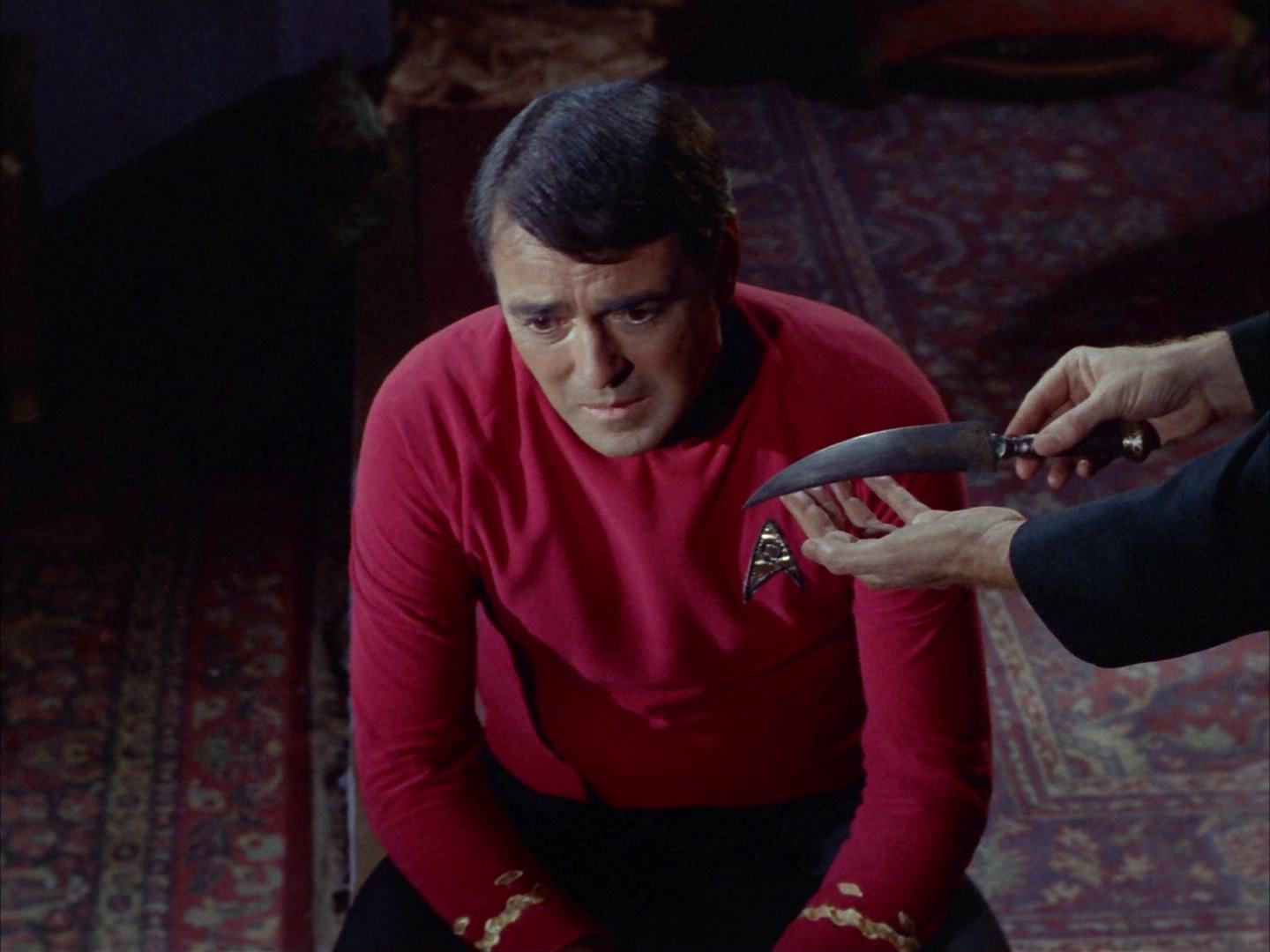 ariane179254_StarTrek_2x14_WolfInTheFold_0514.jpg