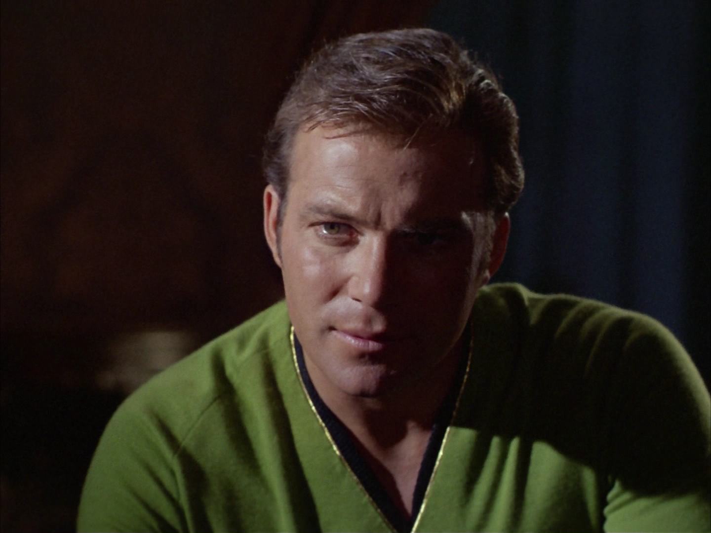 ariane179254_StarTrek_2x14_WolfInTheFold_0527.jpg
