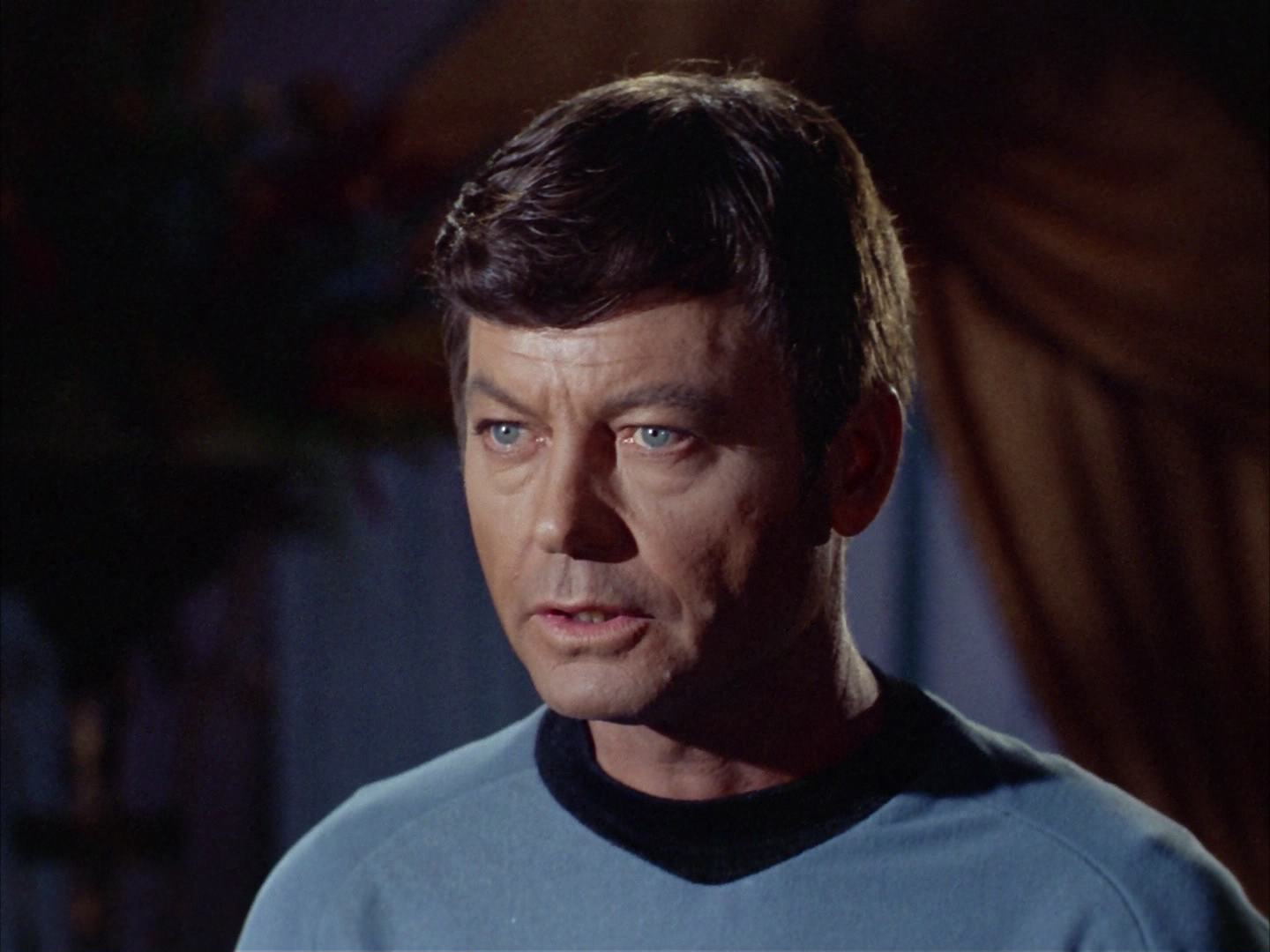 ariane179254_StarTrek_2x14_WolfInTheFold_0657.jpg