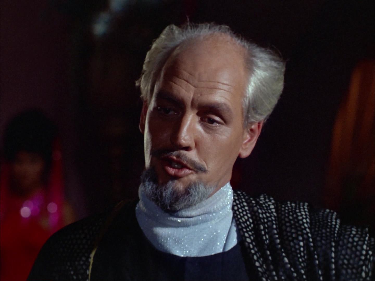 ariane179254_StarTrek_2x14_WolfInTheFold_0683.jpg