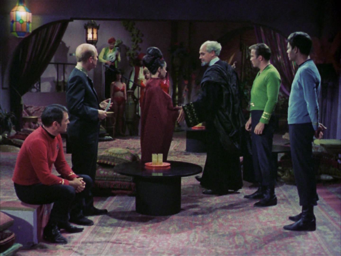 ariane179254_StarTrek_2x14_WolfInTheFold_0701.jpg