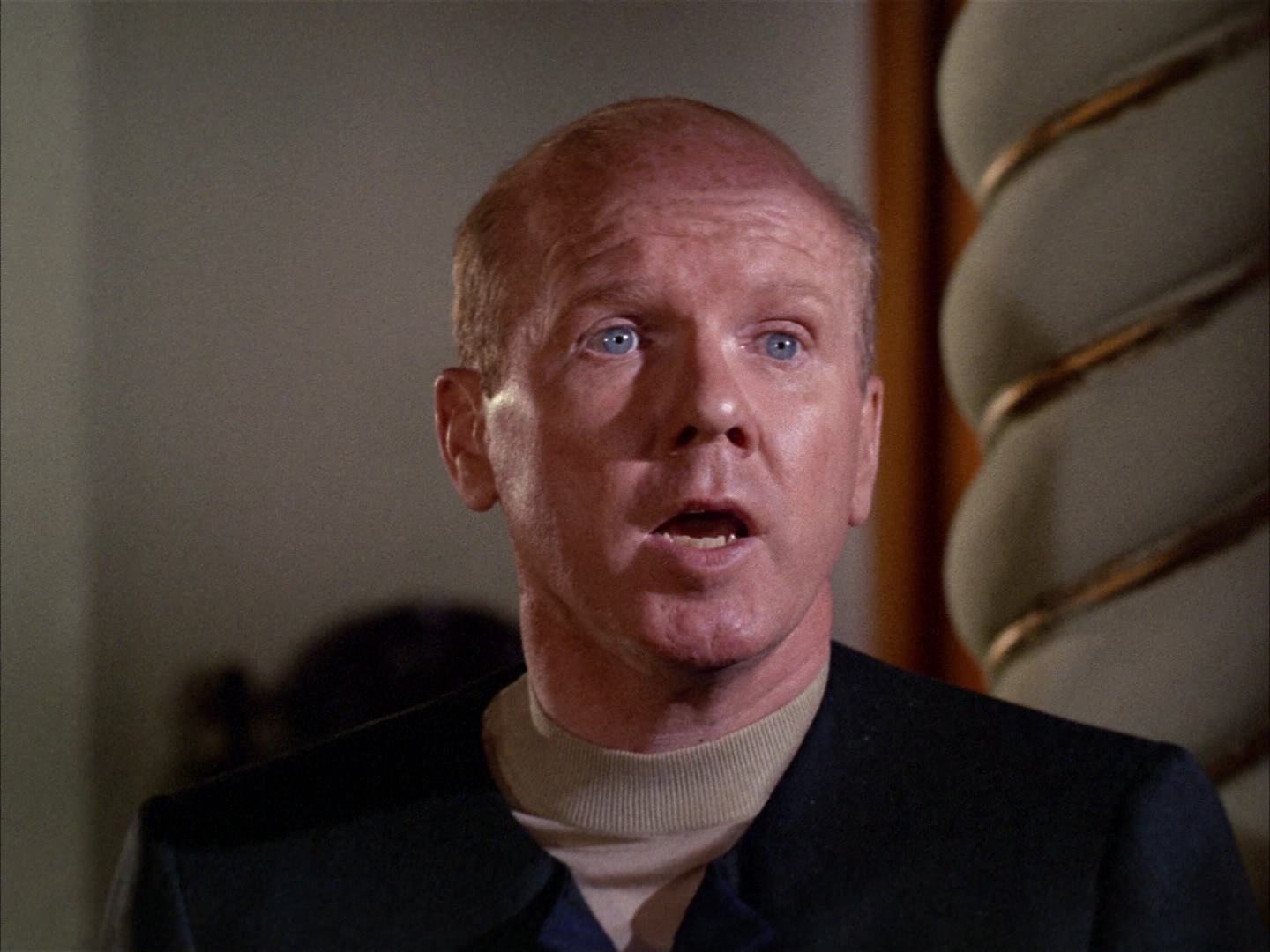 ariane179254_StarTrek_2x14_WolfInTheFold_1112.jpg