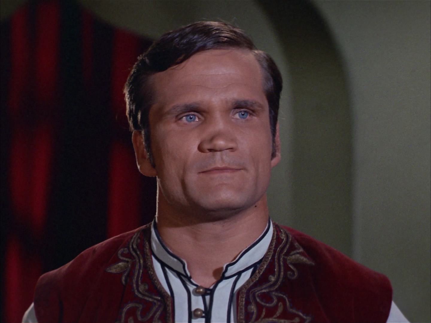 ariane179254_StarTrek_2x14_WolfInTheFold_1217.jpg