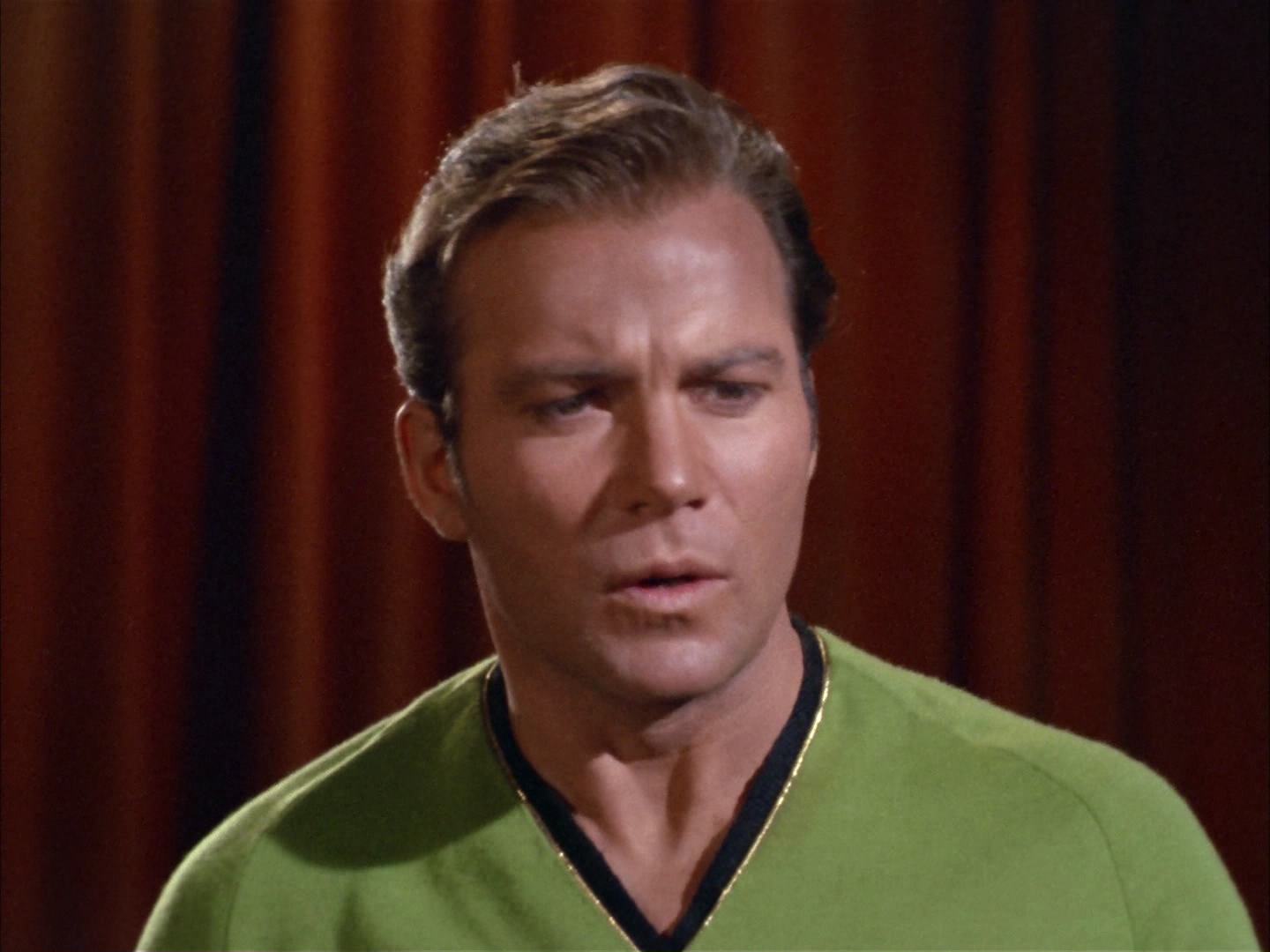 ariane179254_StarTrek_2x14_WolfInTheFold_1271.jpg