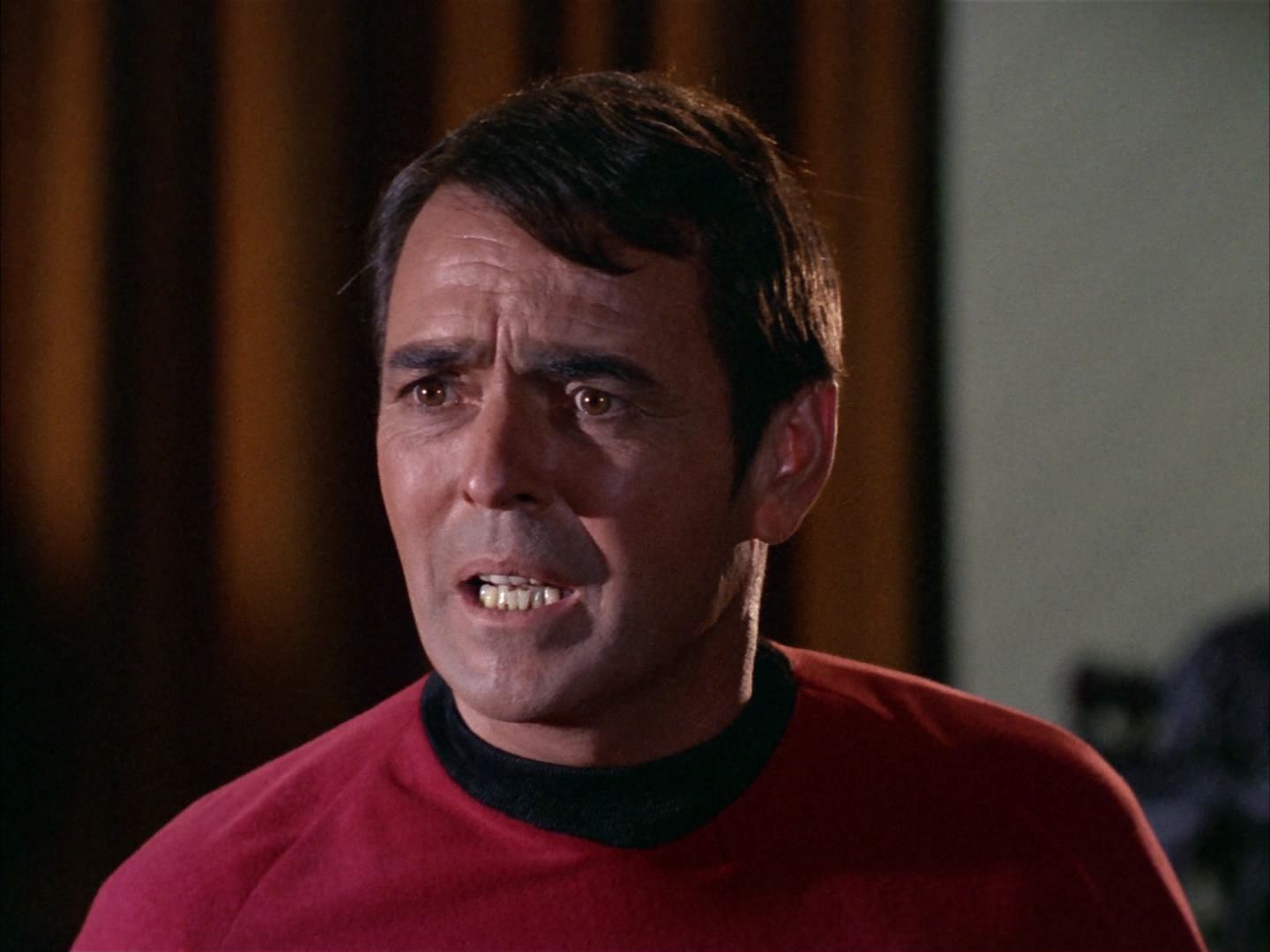 ariane179254_StarTrek_2x14_WolfInTheFold_1318.jpg