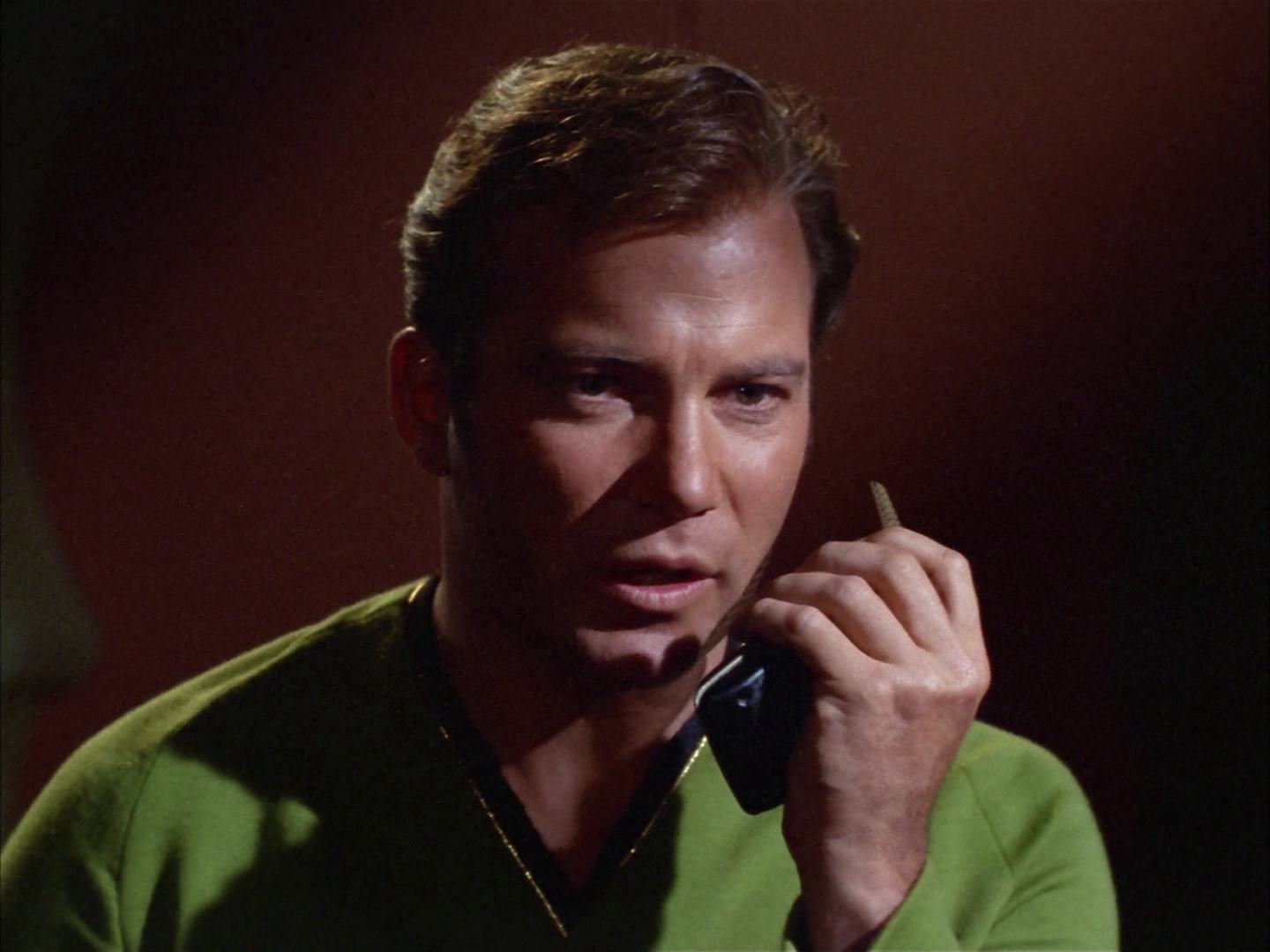 ariane179254_StarTrek_2x14_WolfInTheFold_1365.jpg
