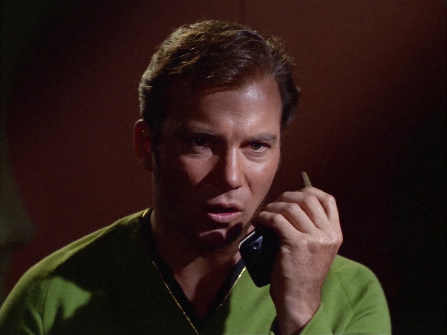 ariane179254_StarTrek_2x14_WolfInTheFold_1374.jpg