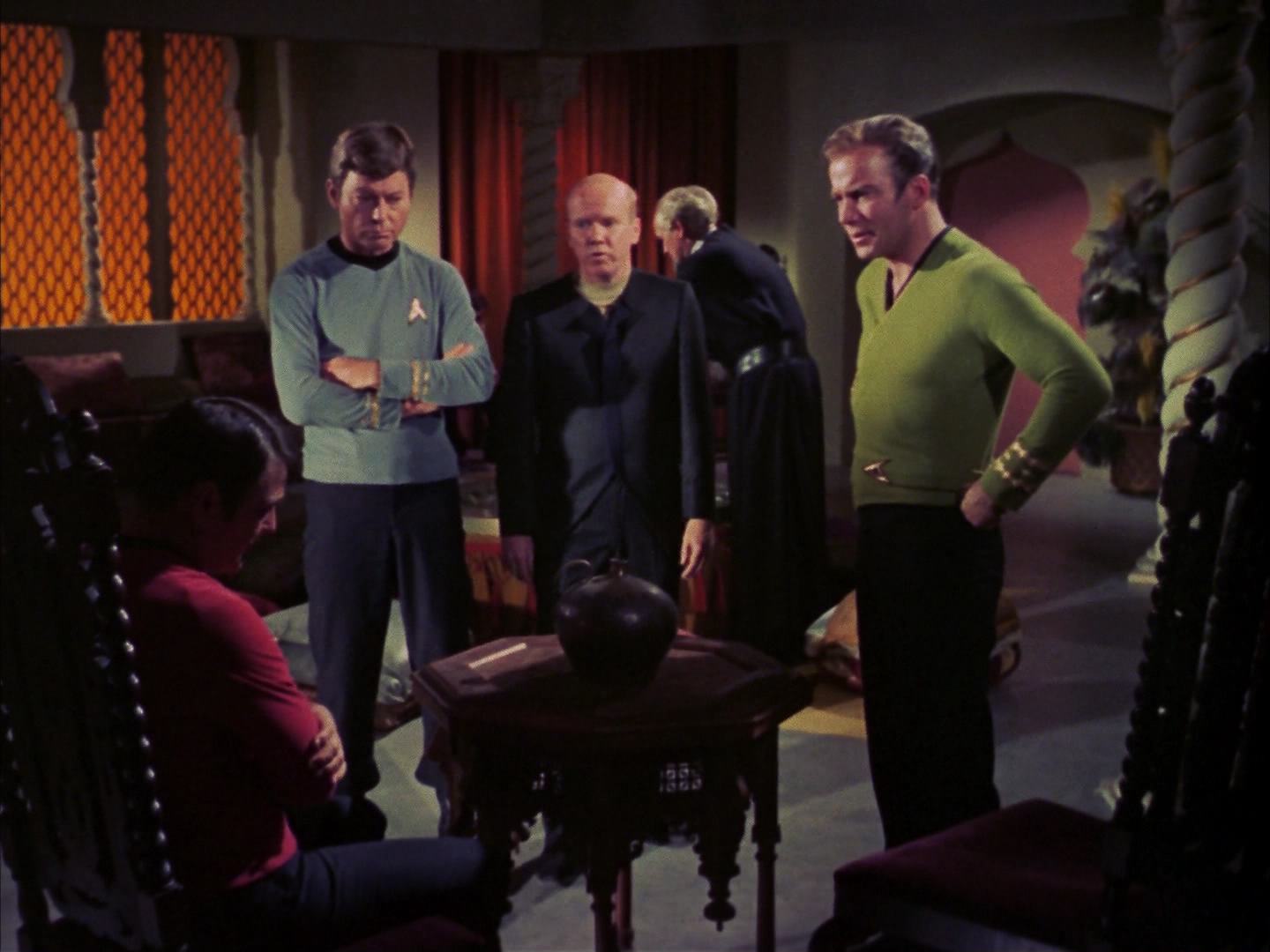 ariane179254_StarTrek_2x14_WolfInTheFold_1518.jpg