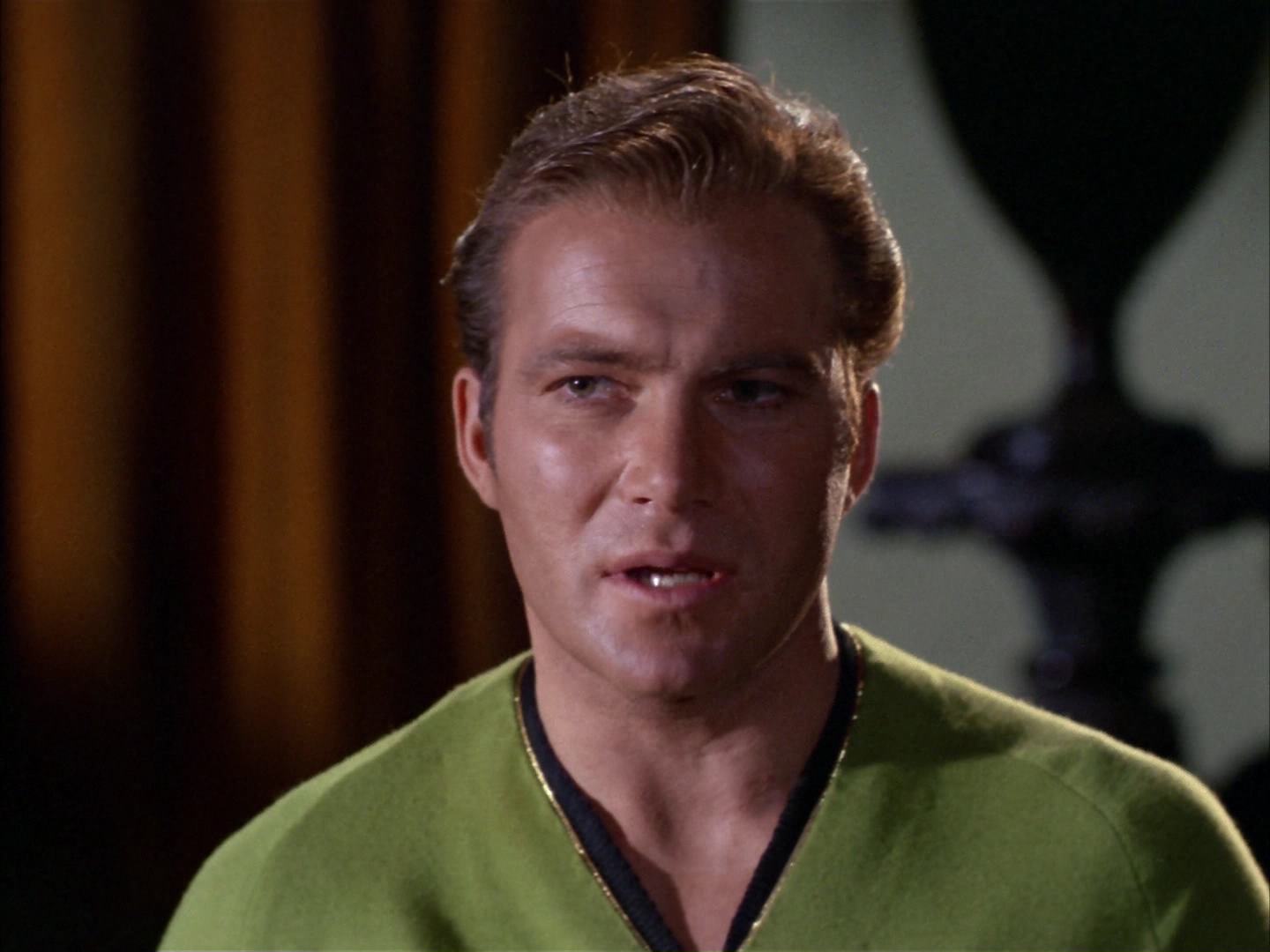 ariane179254_StarTrek_2x14_WolfInTheFold_1560.jpg