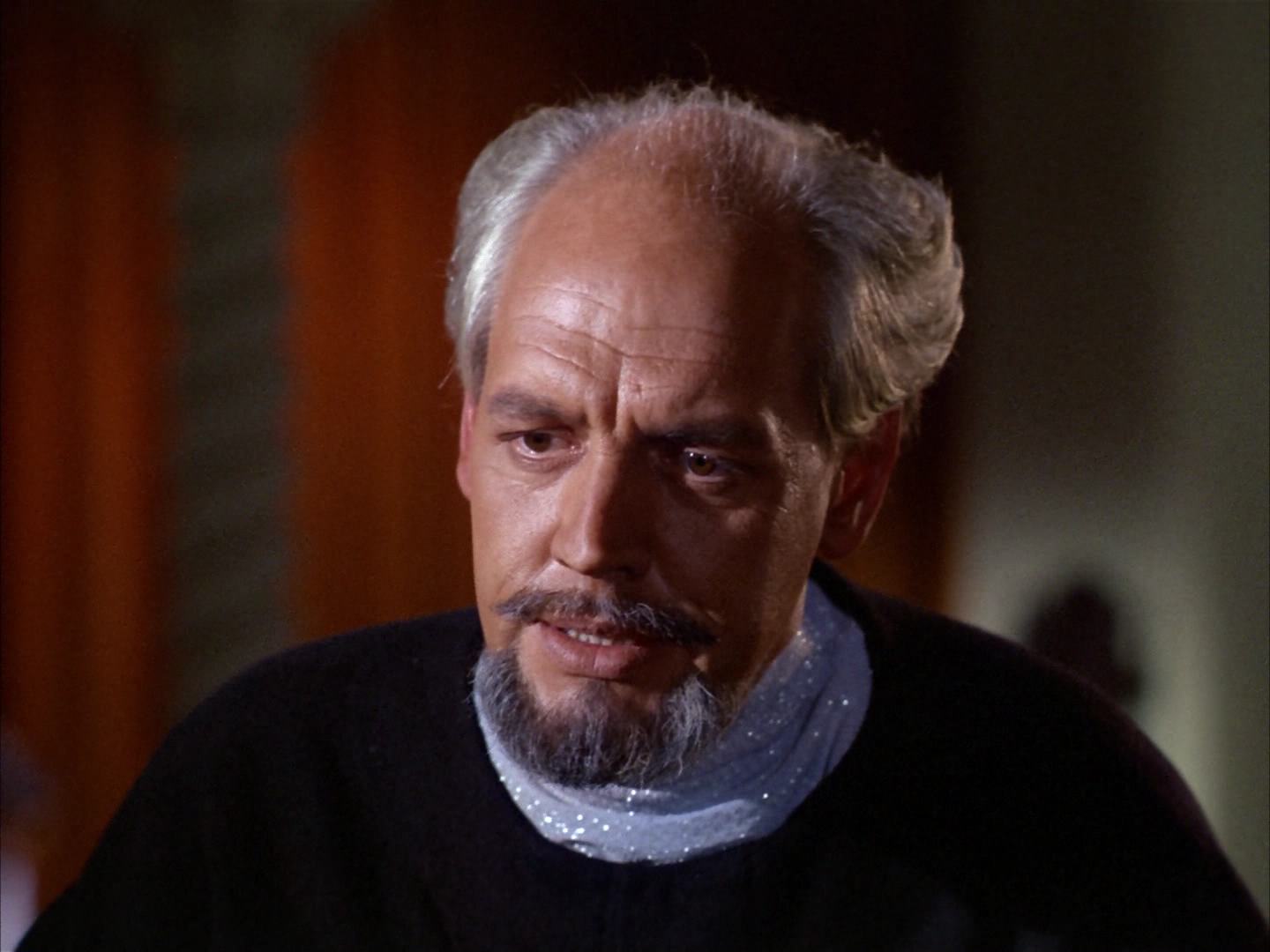 ariane179254_StarTrek_2x14_WolfInTheFold_1587.jpg