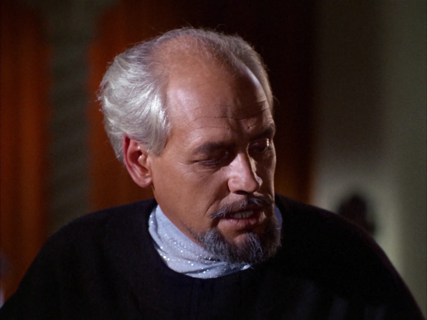 ariane179254_StarTrek_2x14_WolfInTheFold_1591.jpg