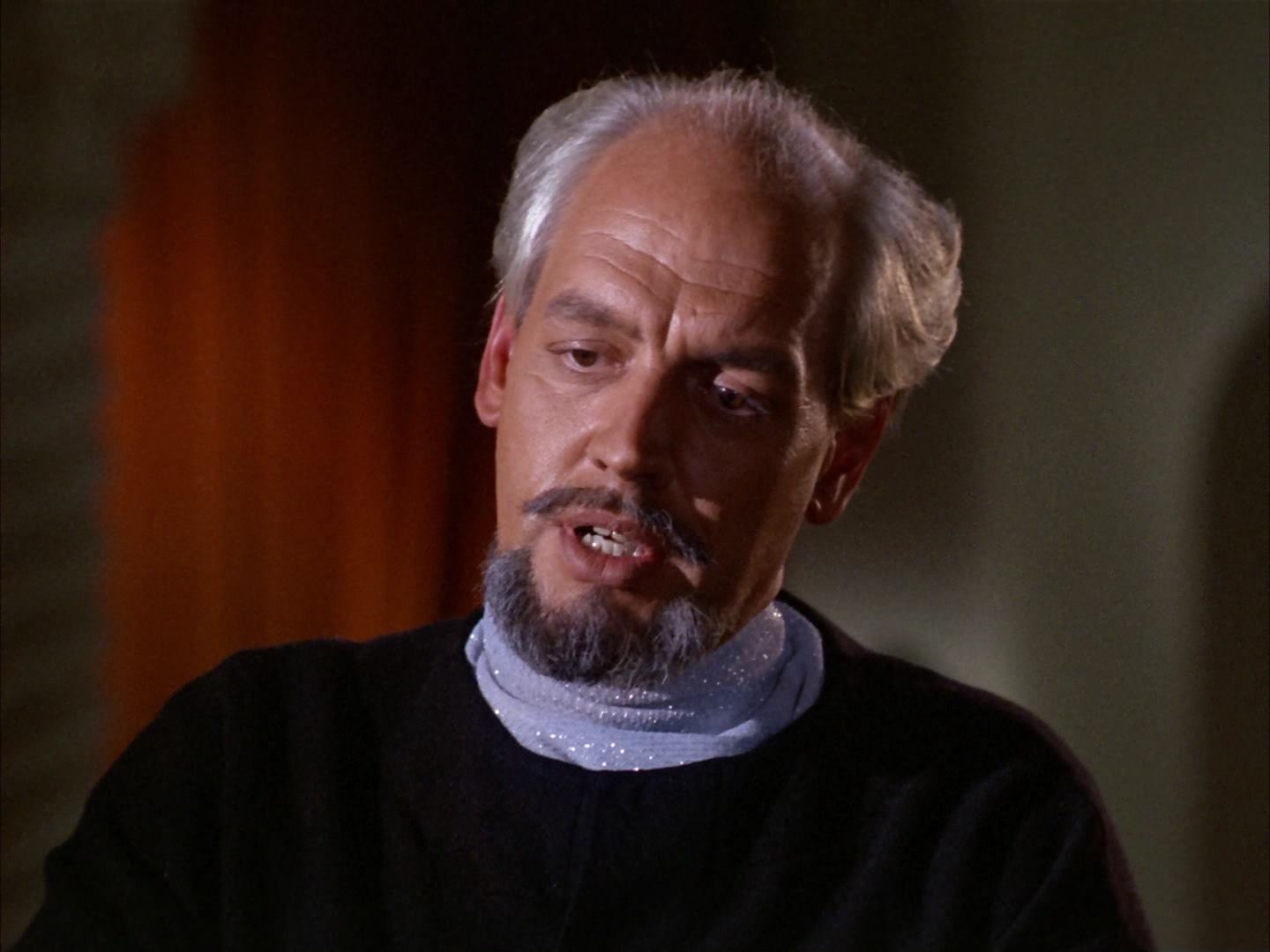 ariane179254_StarTrek_2x14_WolfInTheFold_1625.jpg