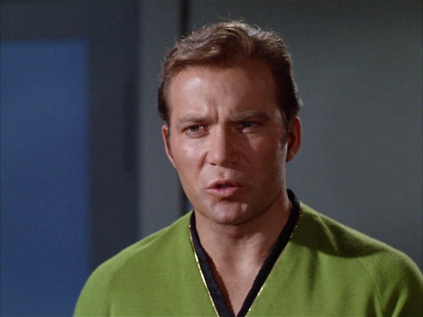 ariane179254_StarTrek_2x14_WolfInTheFold_1815.jpg