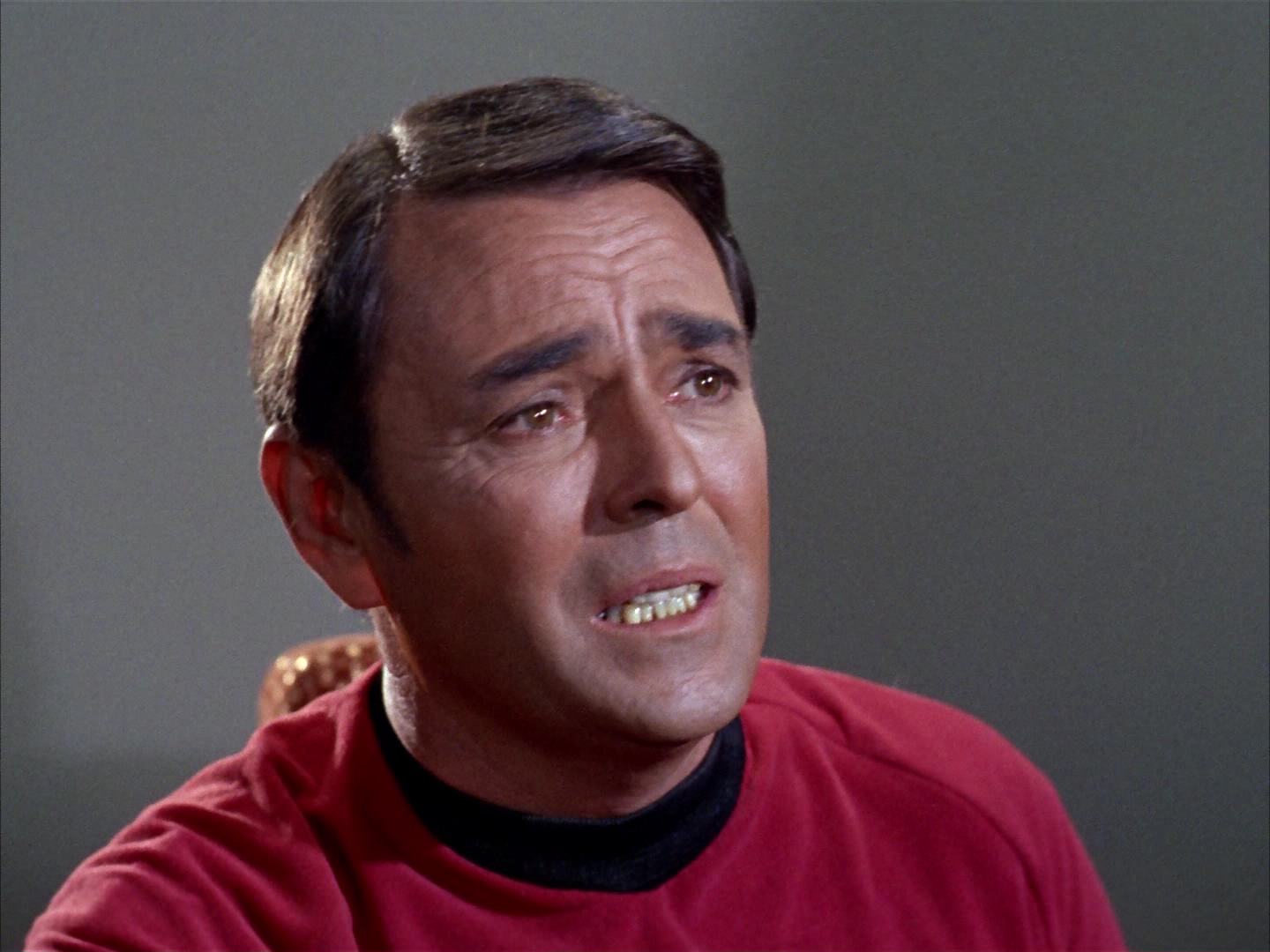 ariane179254_StarTrek_2x14_WolfInTheFold_1904.jpg