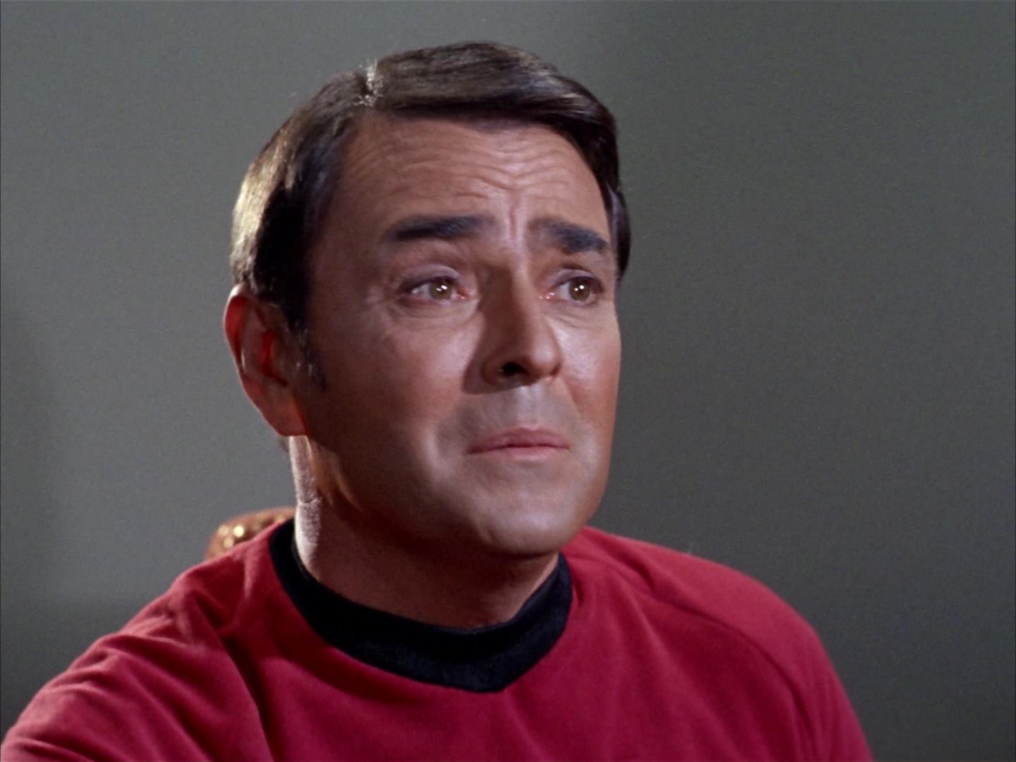 ariane179254_StarTrek_2x14_WolfInTheFold_1905.jpg