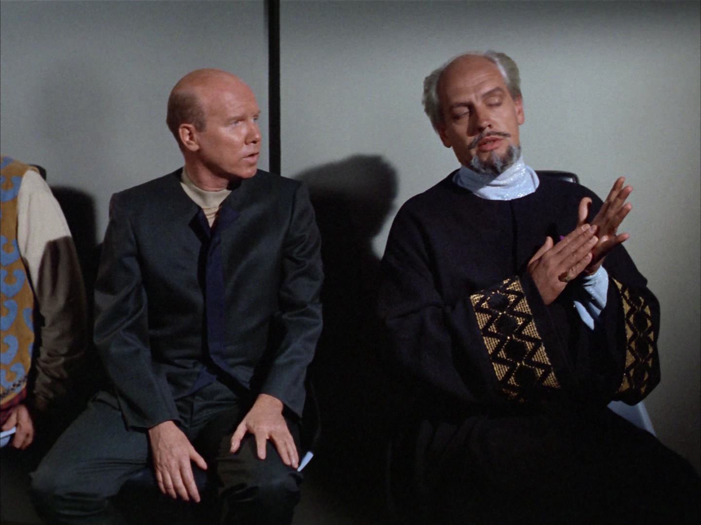 ariane179254_StarTrek_2x14_WolfInTheFold_1965.jpg
