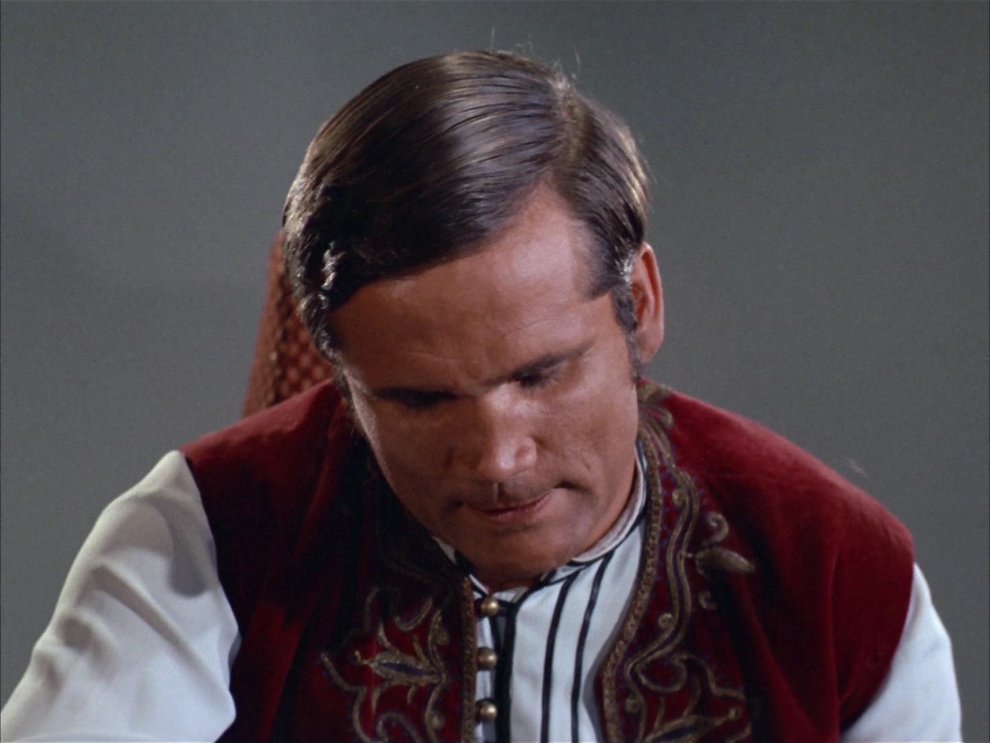 ariane179254_StarTrek_2x14_WolfInTheFold_2054.jpg