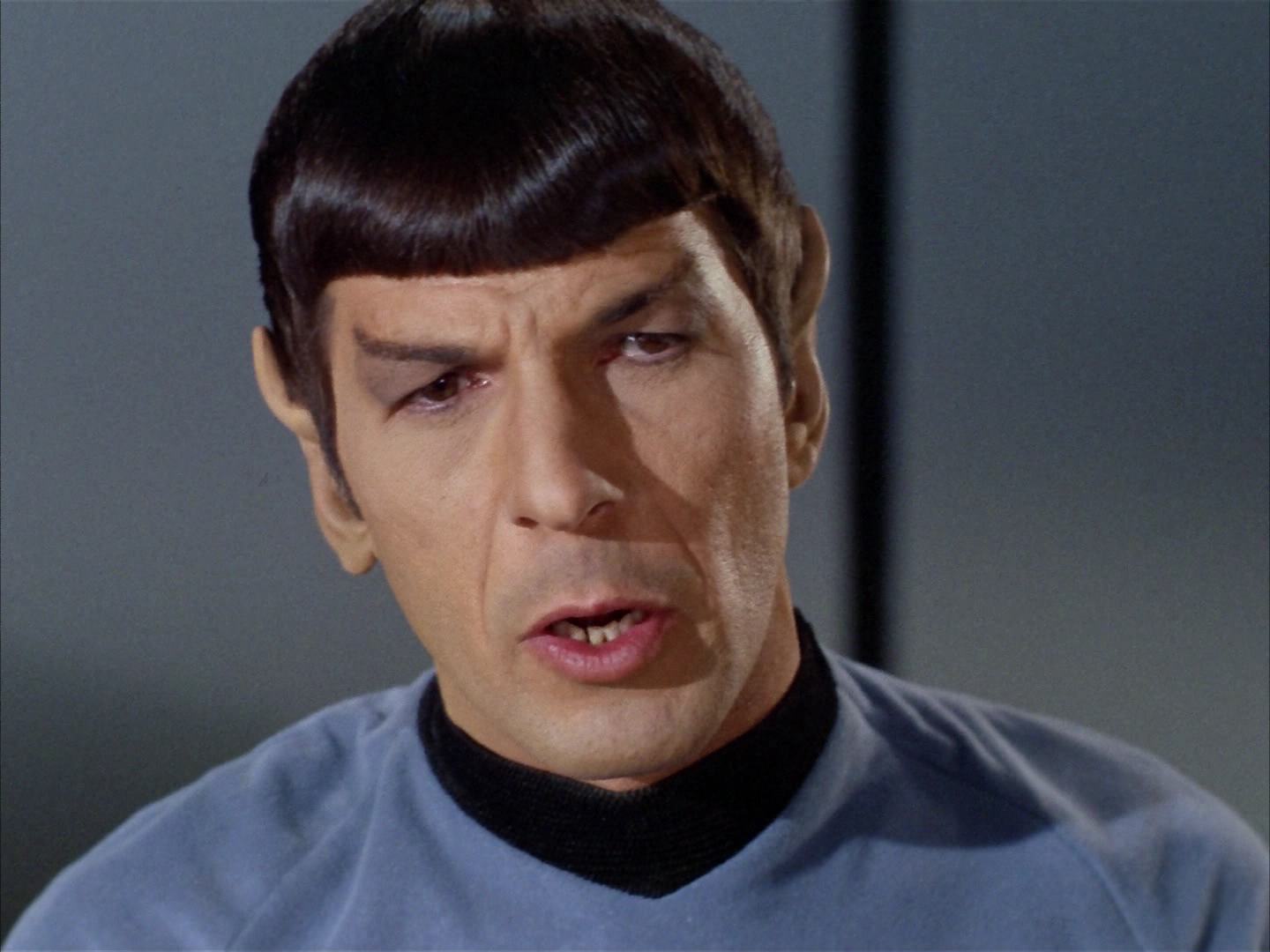 ariane179254_StarTrek_2x14_WolfInTheFold_2142.jpg