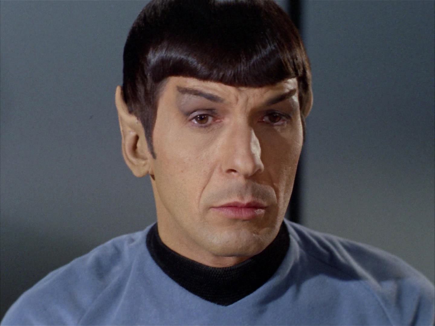 ariane179254_StarTrek_2x14_WolfInTheFold_2151.jpg