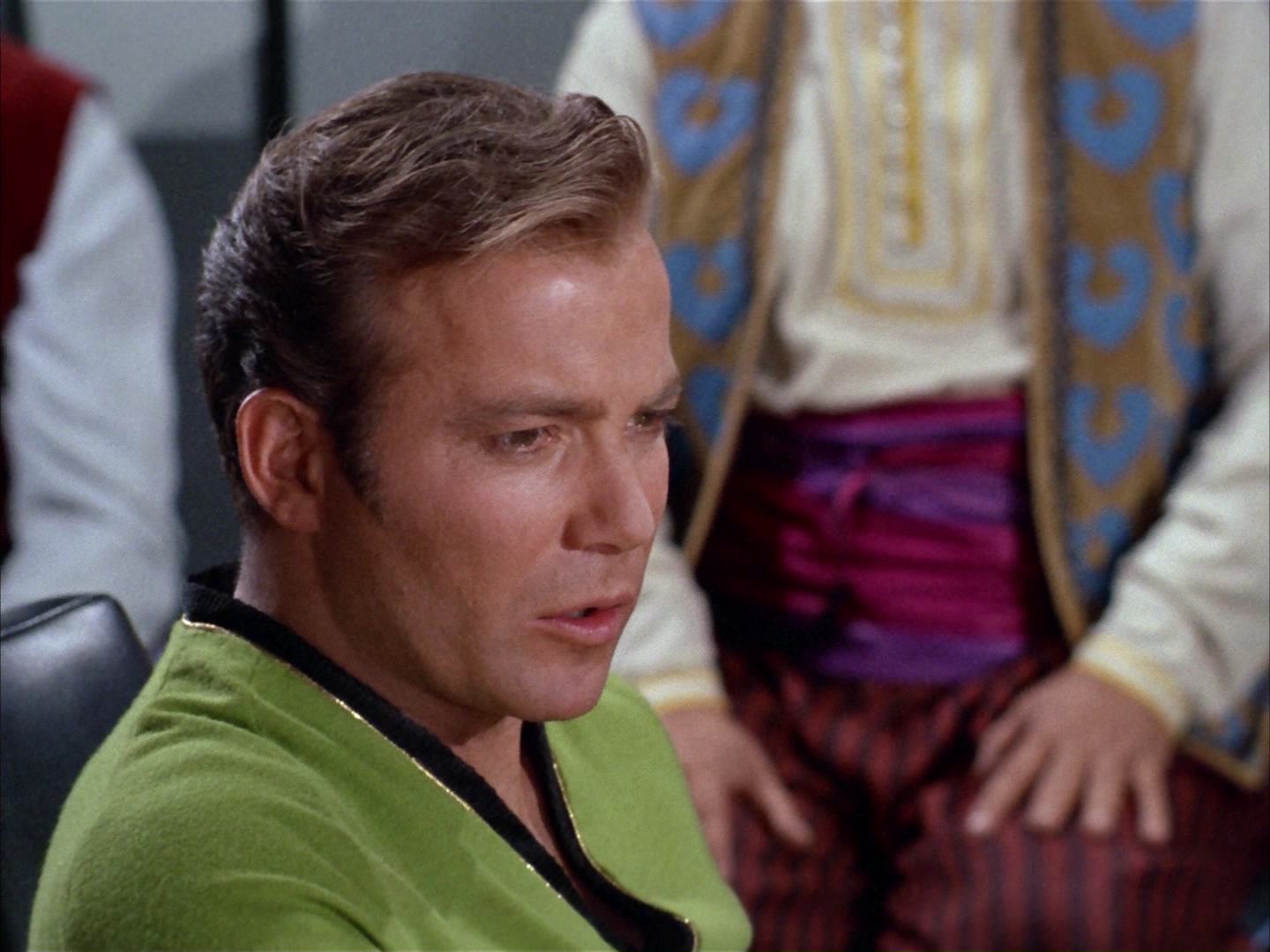 ariane179254_StarTrek_2x14_WolfInTheFold_2228.jpg