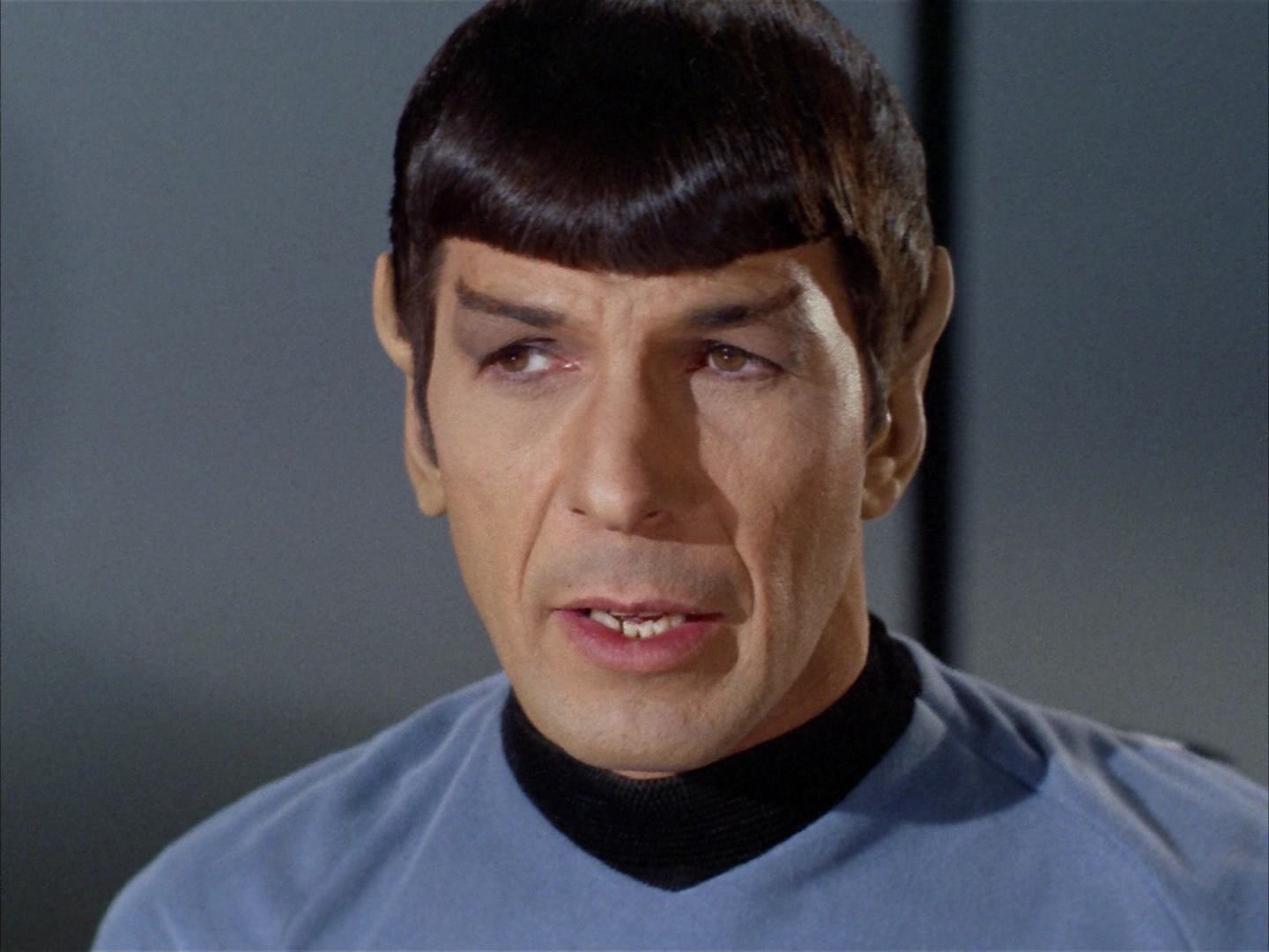 ariane179254_StarTrek_2x14_WolfInTheFold_2293.jpg