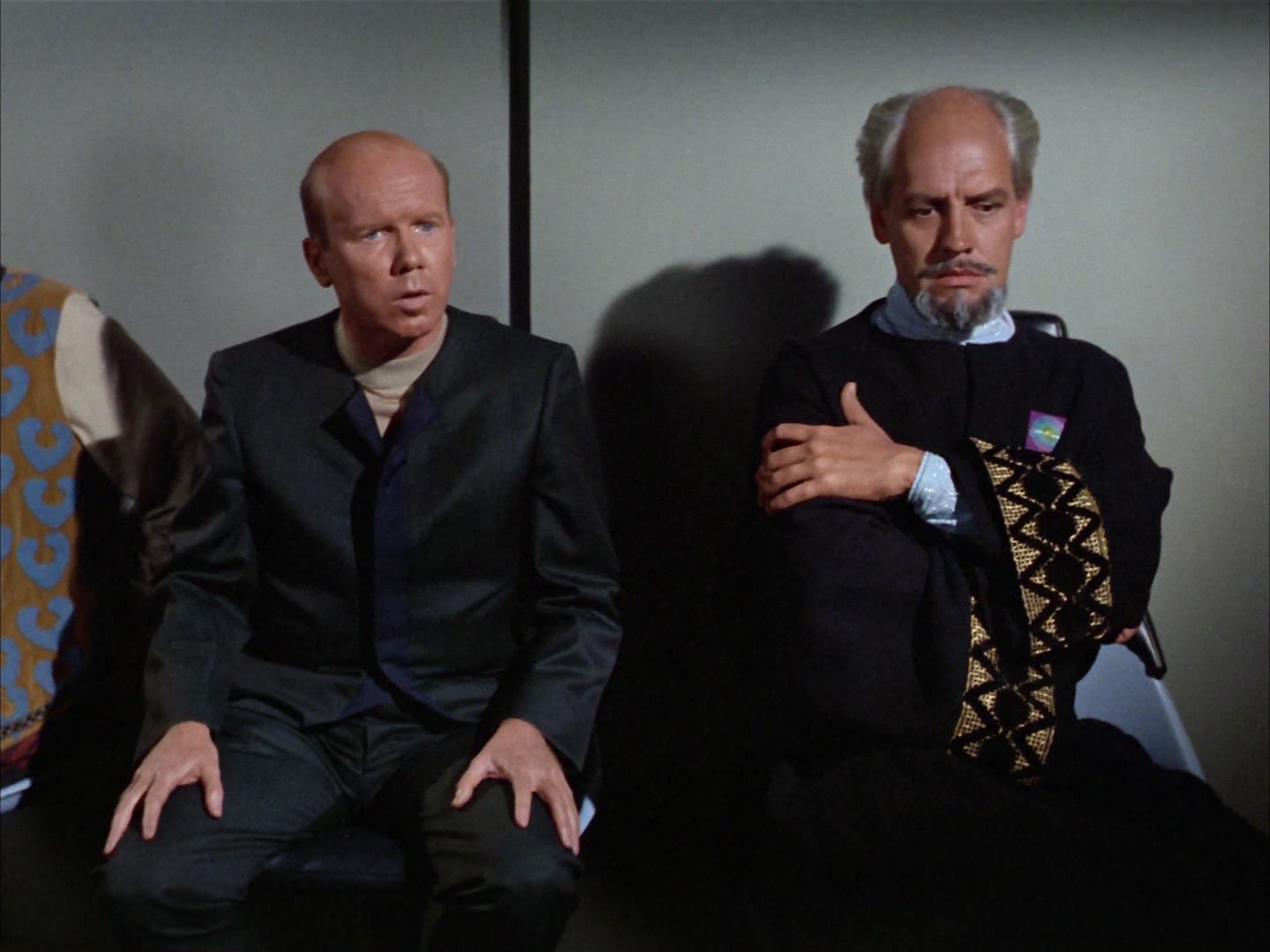 ariane179254_StarTrek_2x14_WolfInTheFold_2350.jpg