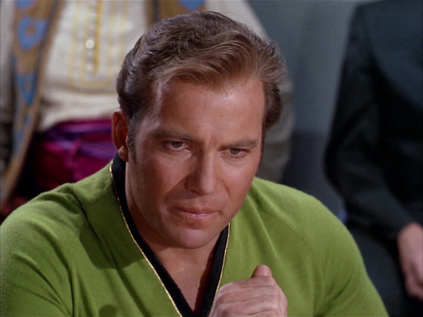 ariane179254_StarTrek_2x14_WolfInTheFold_2377.jpg