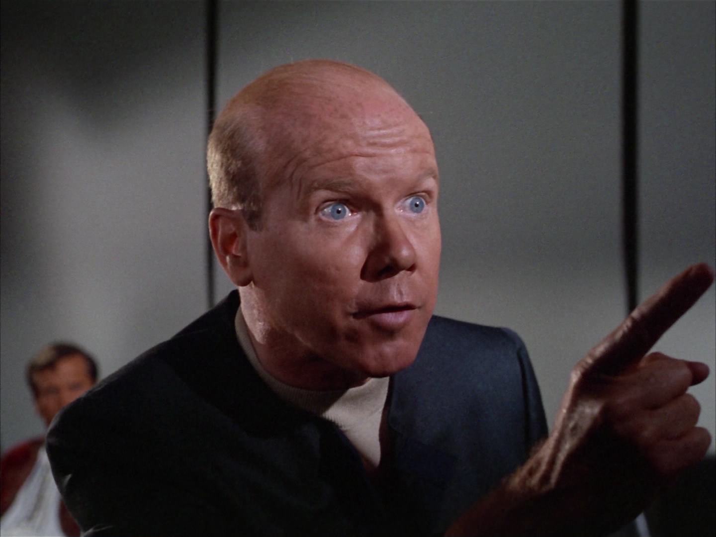 ariane179254_StarTrek_2x14_WolfInTheFold_2447.jpg
