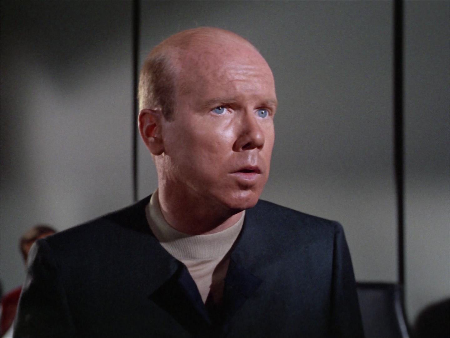 ariane179254_StarTrek_2x14_WolfInTheFold_2457.jpg
