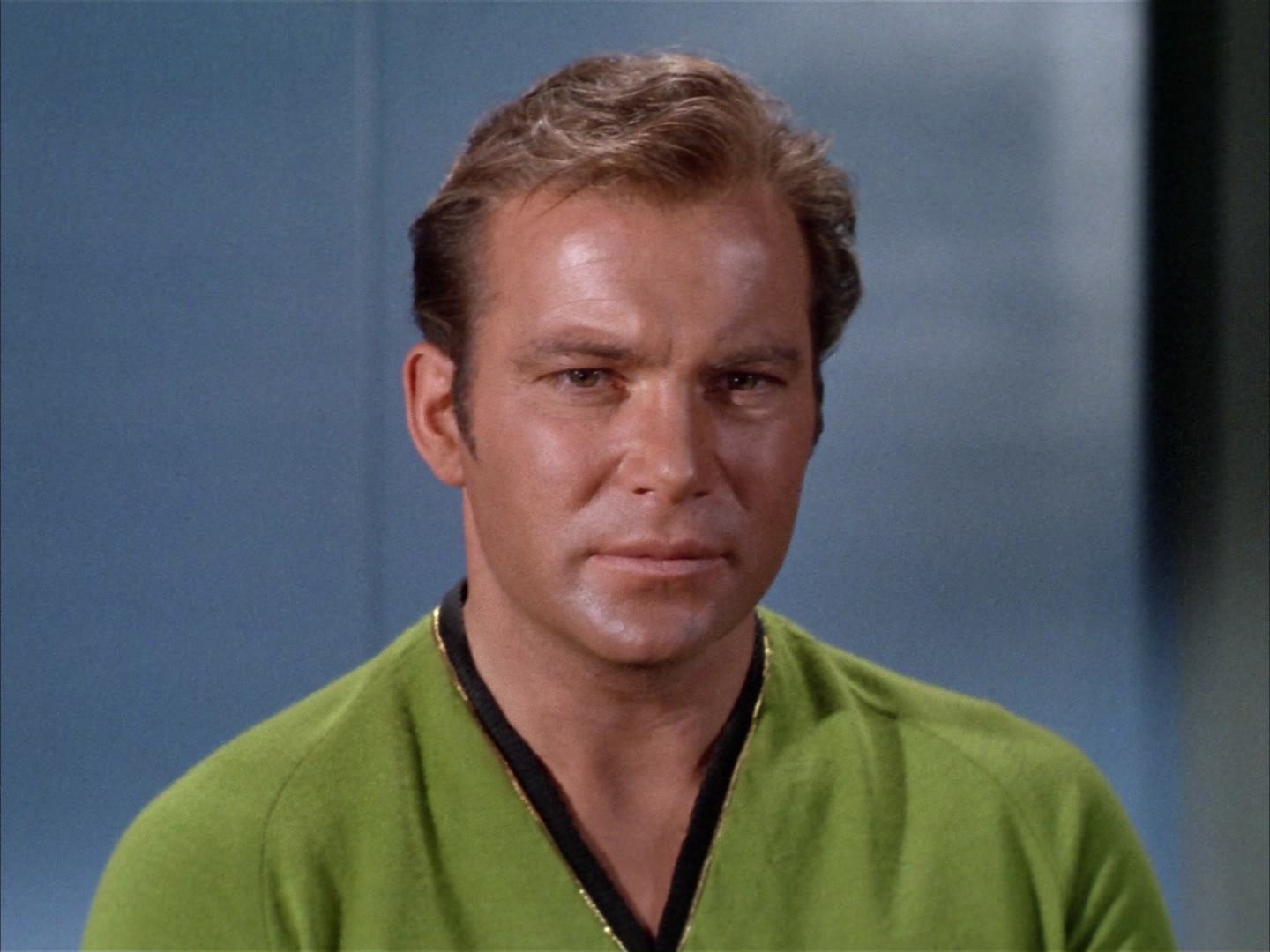 ariane179254_StarTrek_2x14_WolfInTheFold_2470.jpg
