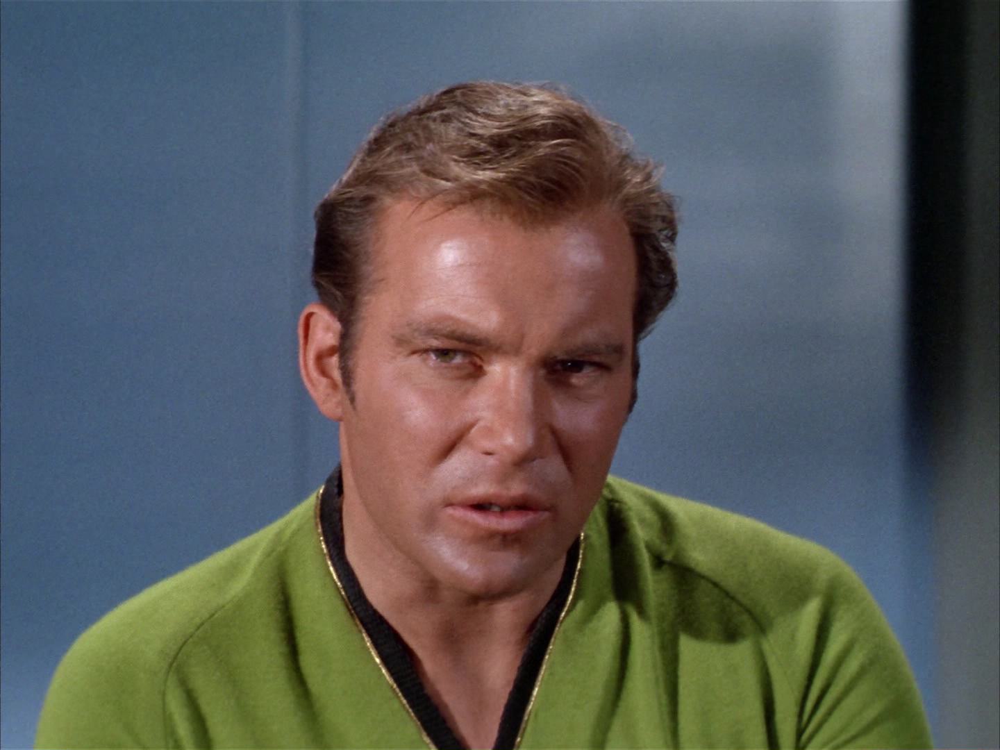 ariane179254_StarTrek_2x14_WolfInTheFold_2474.jpg