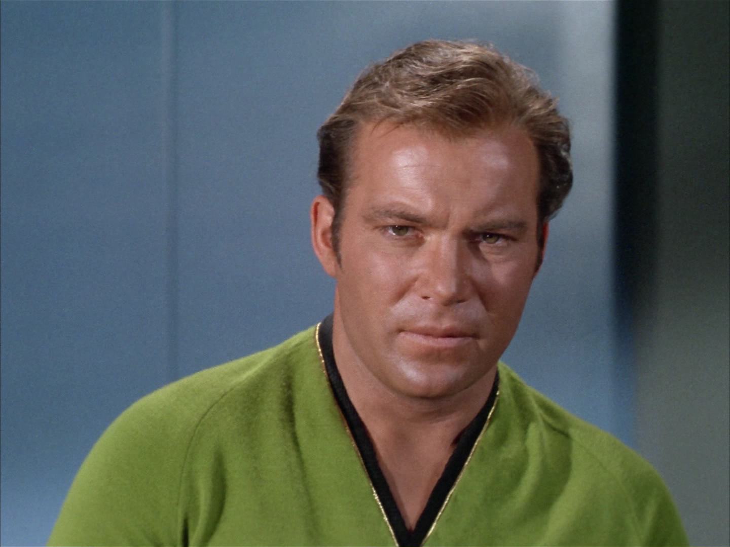 ariane179254_StarTrek_2x14_WolfInTheFold_2504.jpg