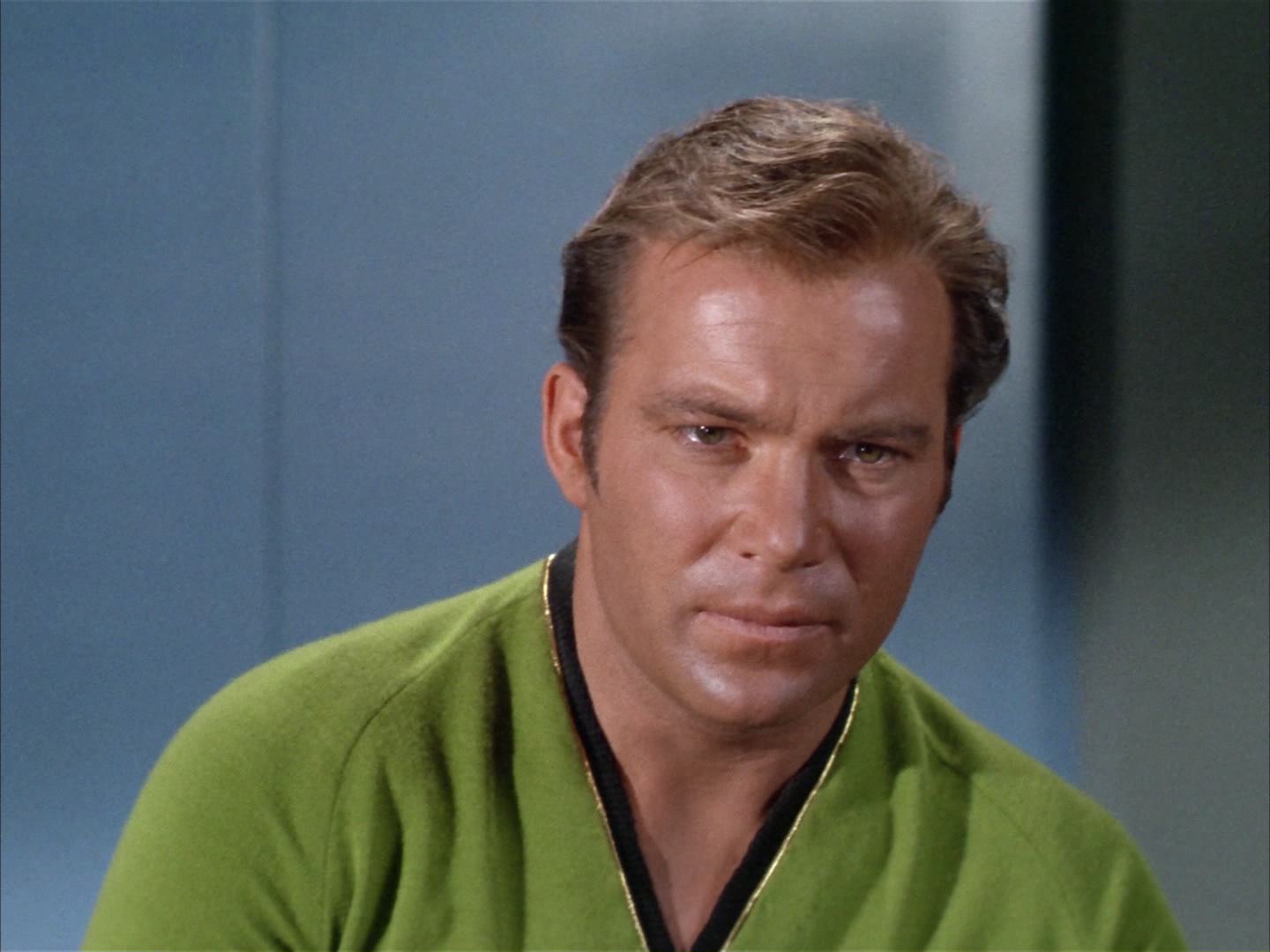ariane179254_StarTrek_2x14_WolfInTheFold_2505.jpg