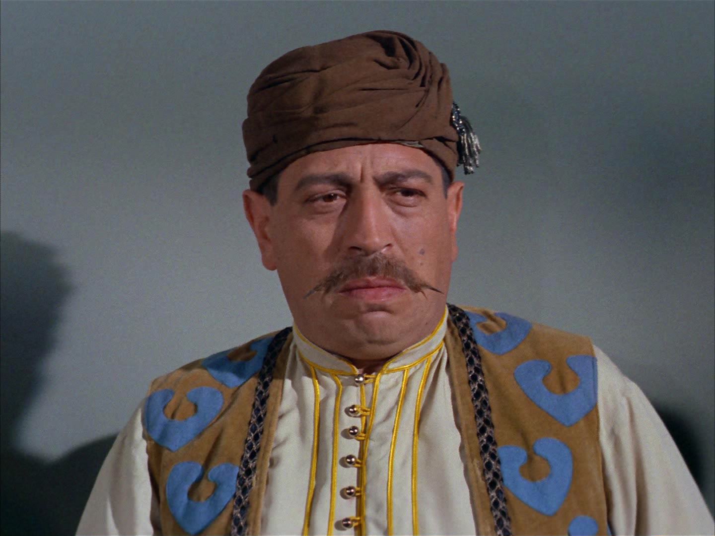ariane179254_StarTrek_2x14_WolfInTheFold_2515.jpg