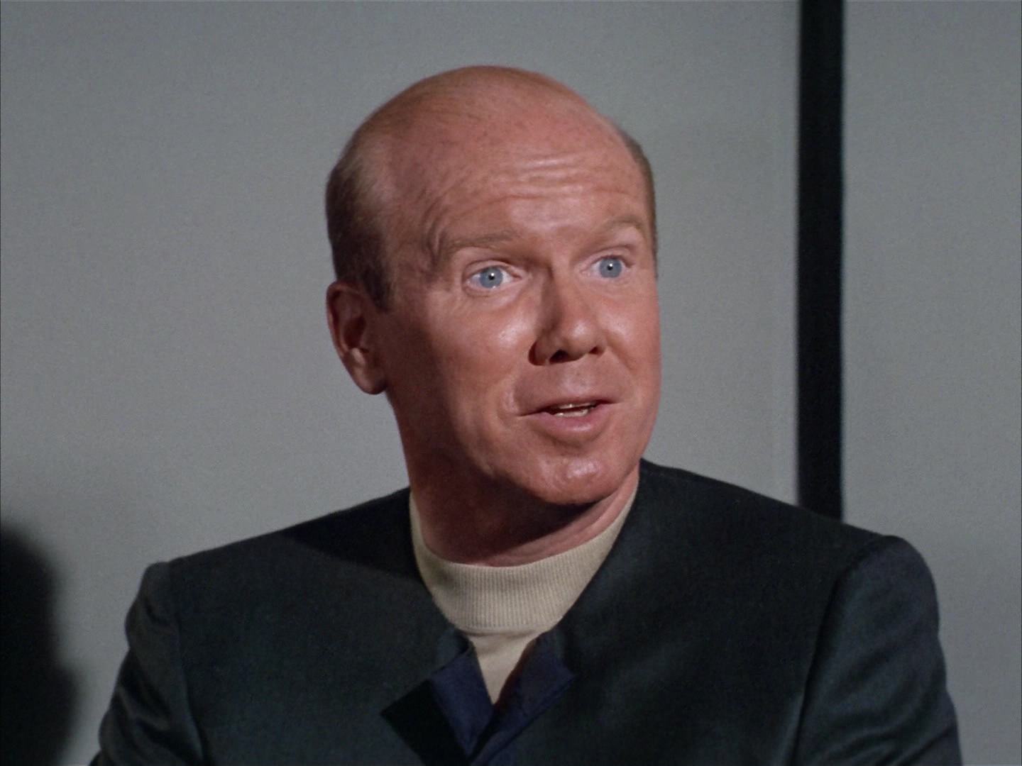 ariane179254_StarTrek_2x14_WolfInTheFold_2592.jpg