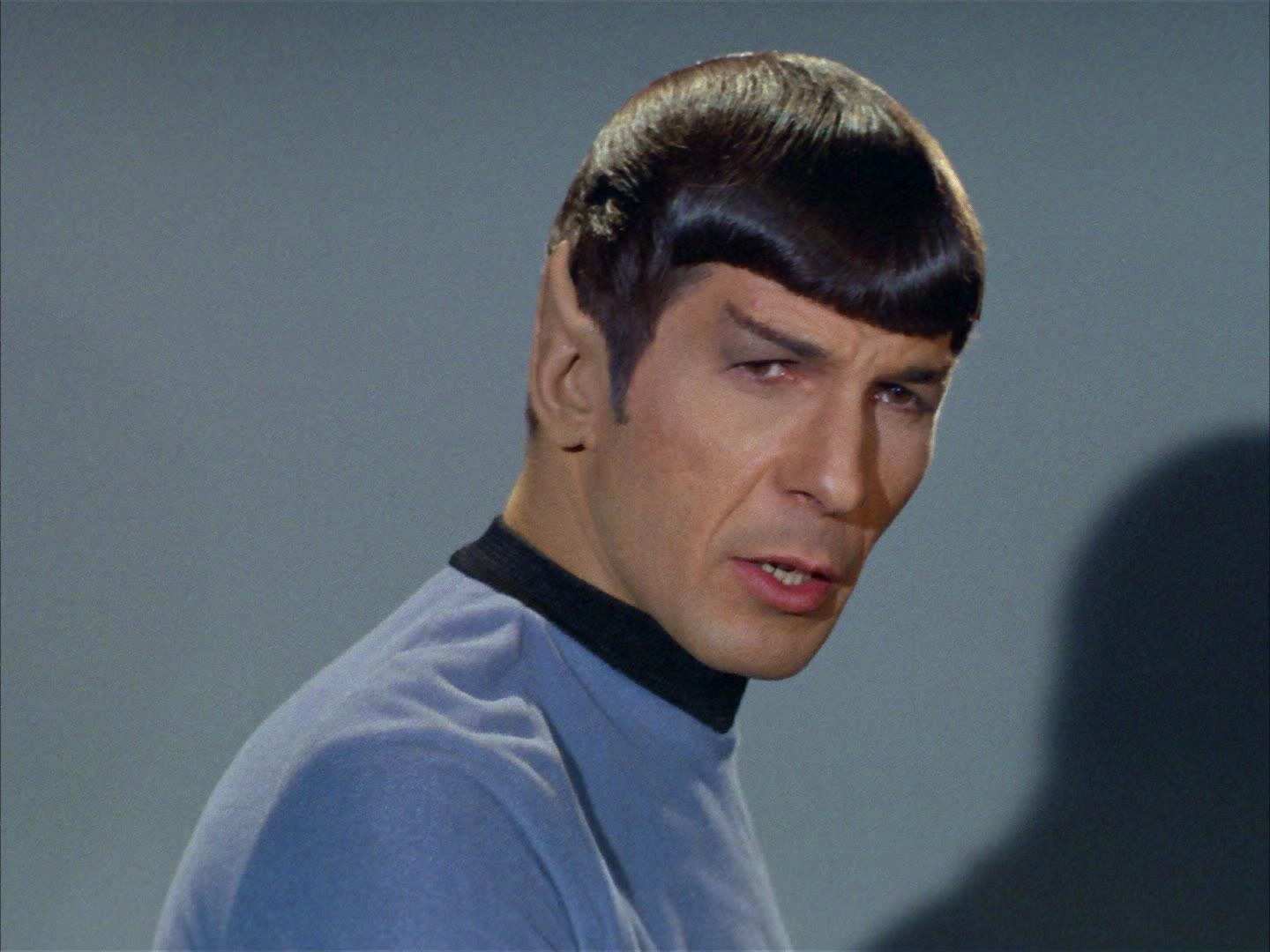 ariane179254_StarTrek_2x14_WolfInTheFold_2750.jpg