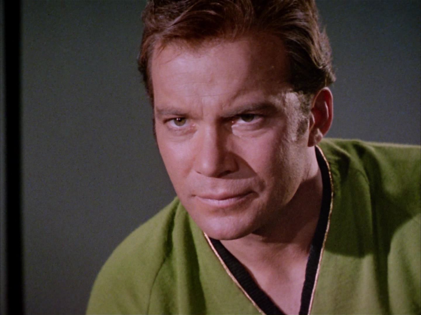 ariane179254_StarTrek_2x14_WolfInTheFold_2752.jpg