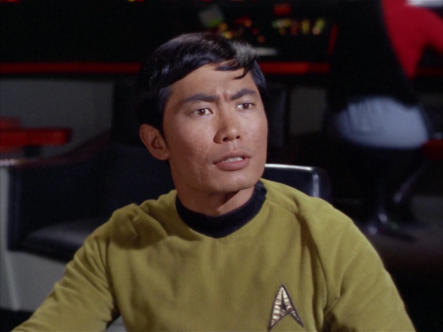 ariane179254_StarTrek_2x14_WolfInTheFold_2920.jpg