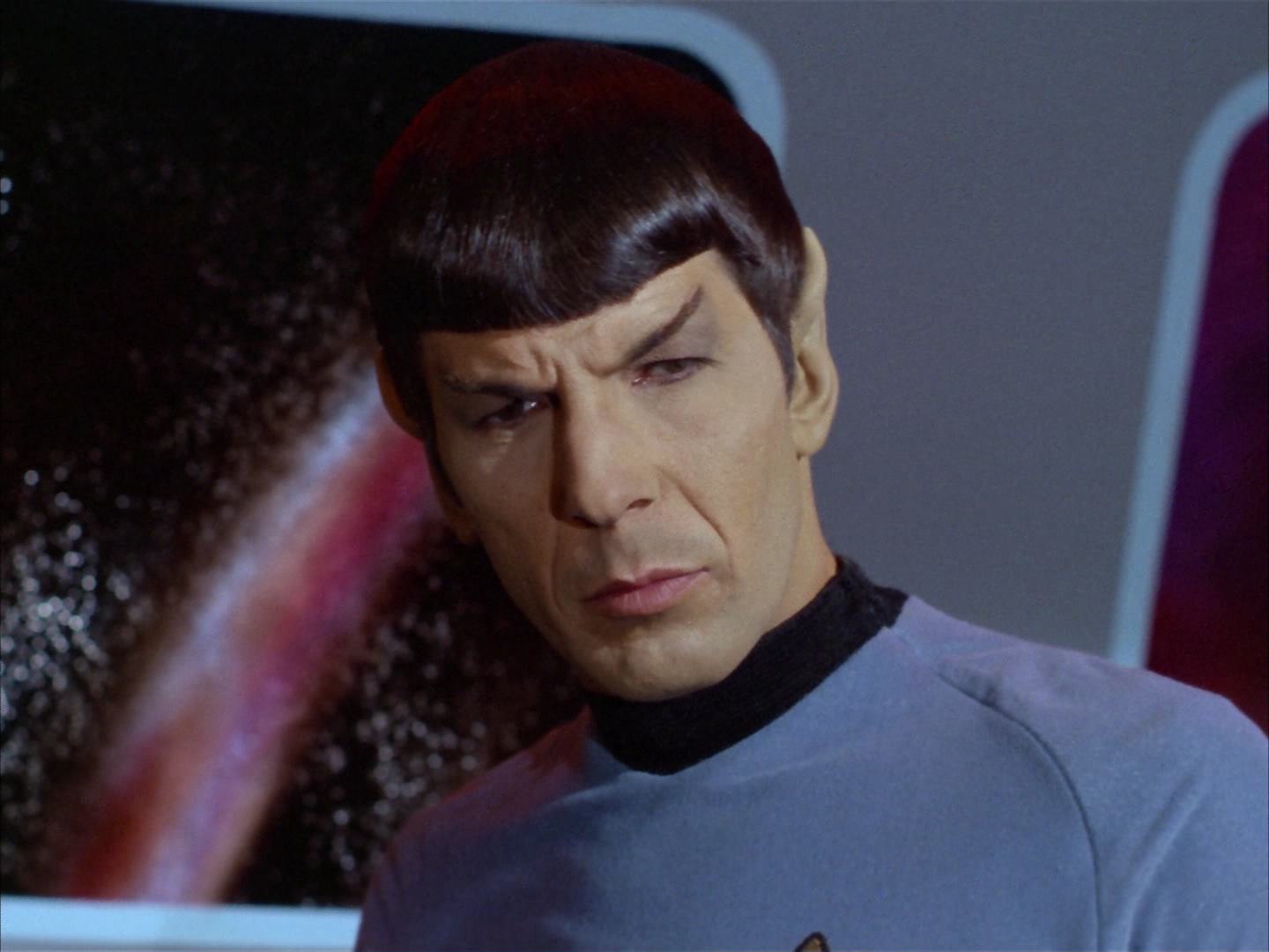 ariane179254_StarTrek_2x14_WolfInTheFold_3020.jpg