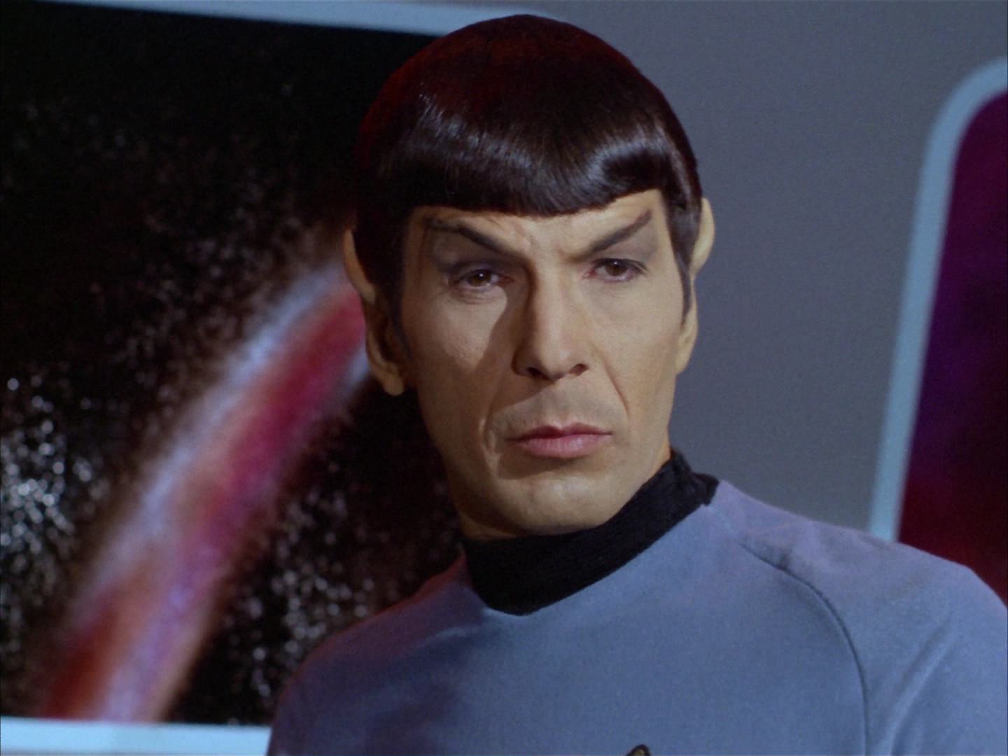 ariane179254_StarTrek_2x14_WolfInTheFold_3021.jpg